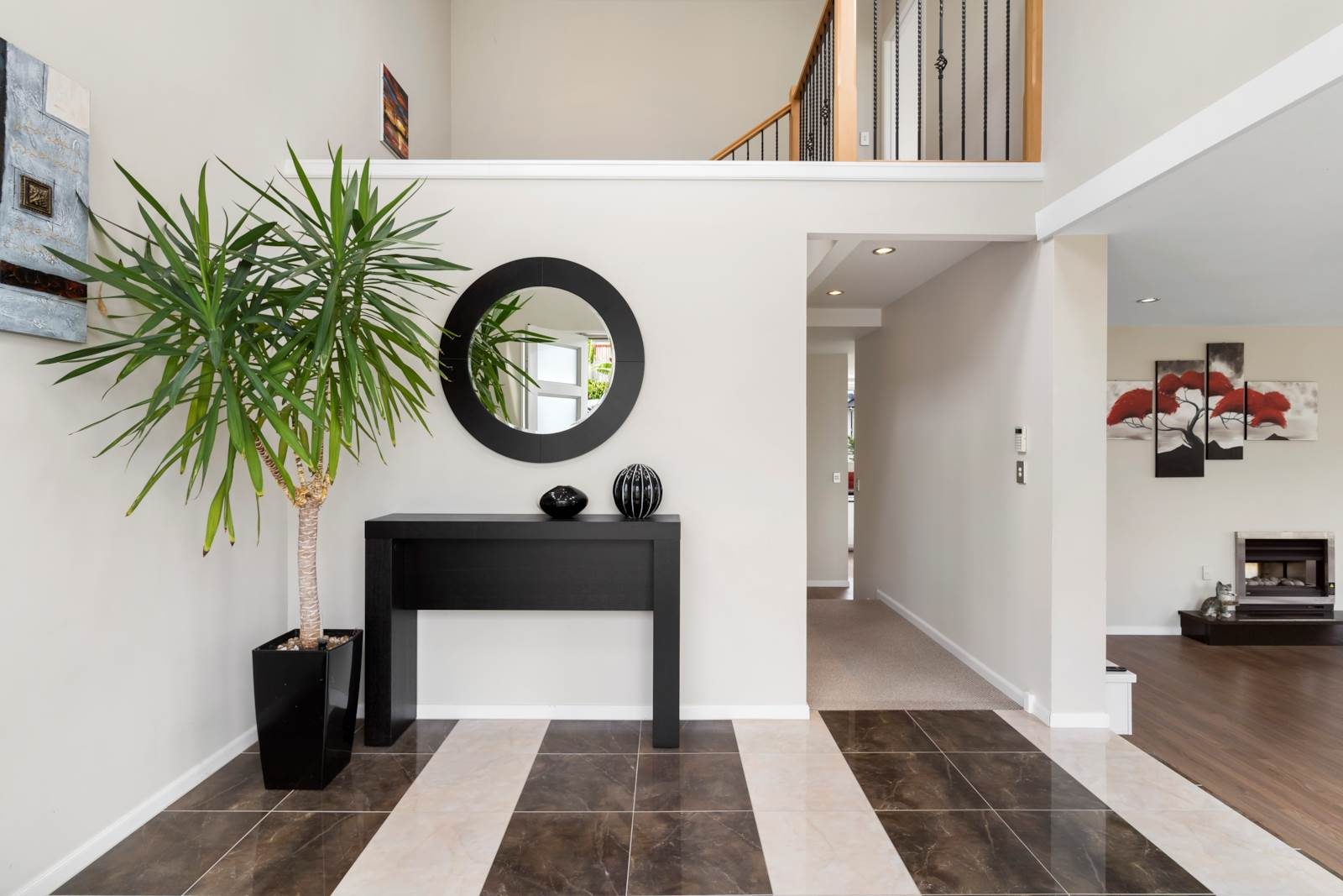 Luxury Oasis in RANGI Backyard — slide 7