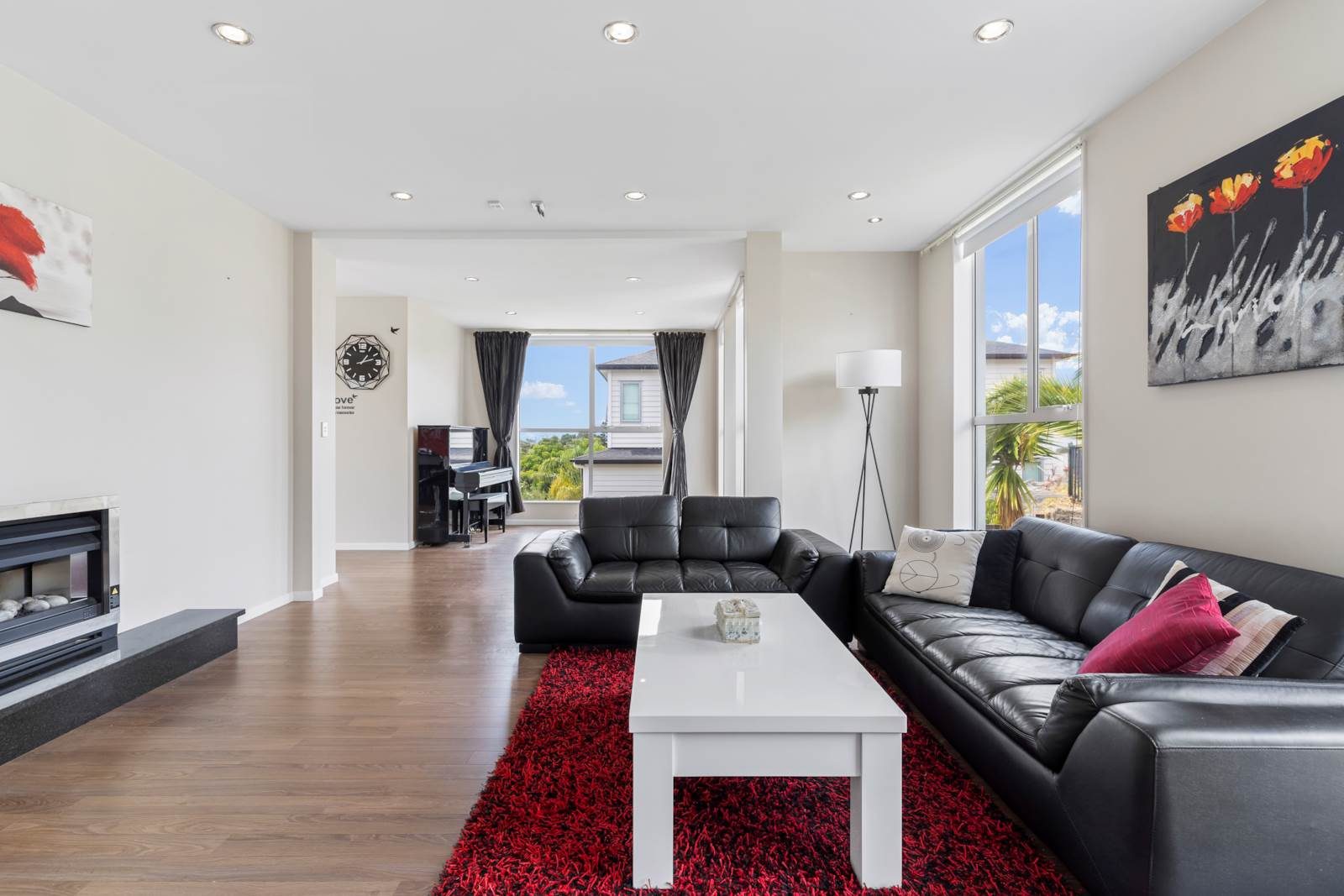 Luxury Oasis in RANGI Backyard — slide 6