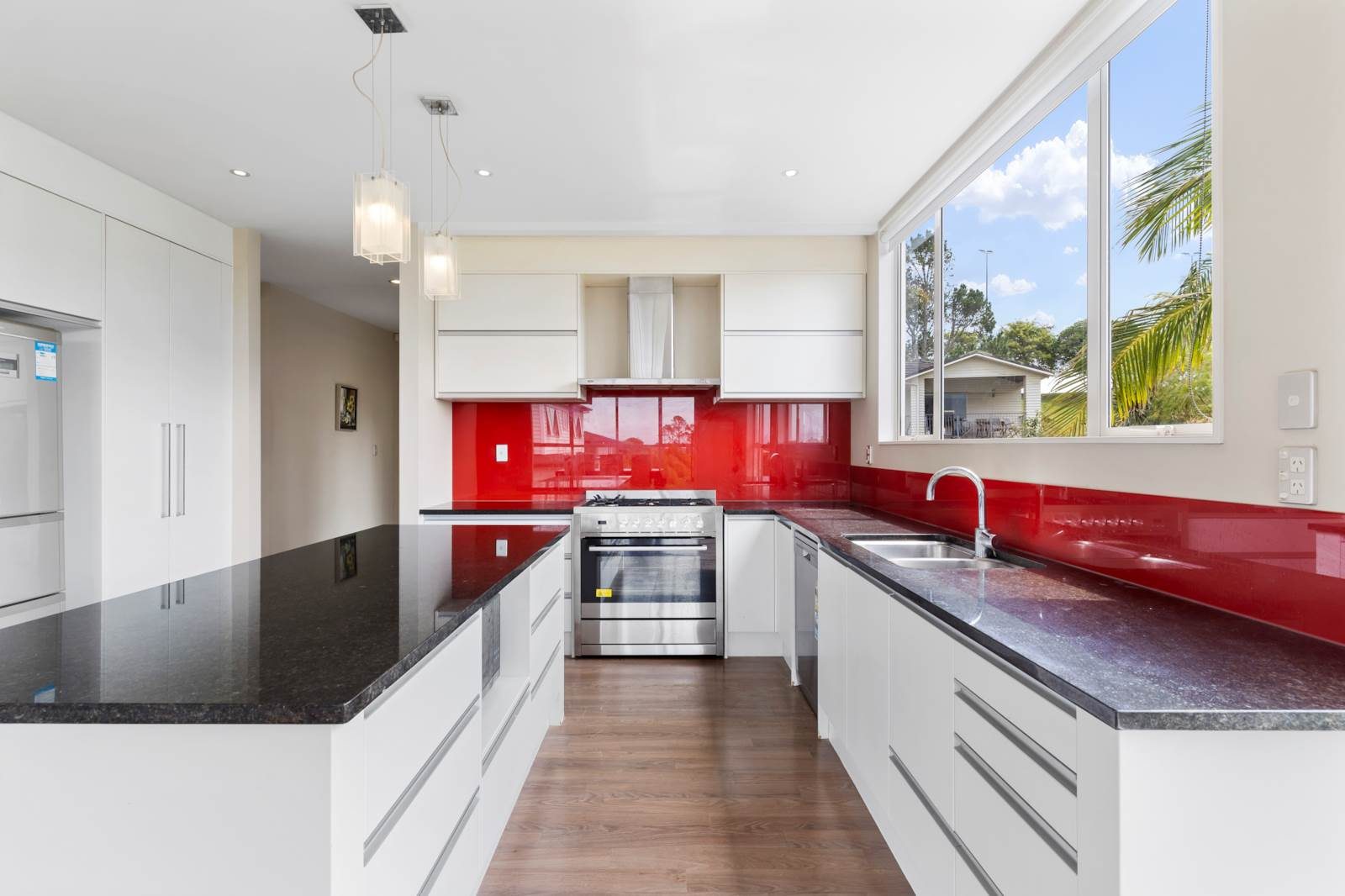 Luxury Oasis in RANGI Backyard — slide 13