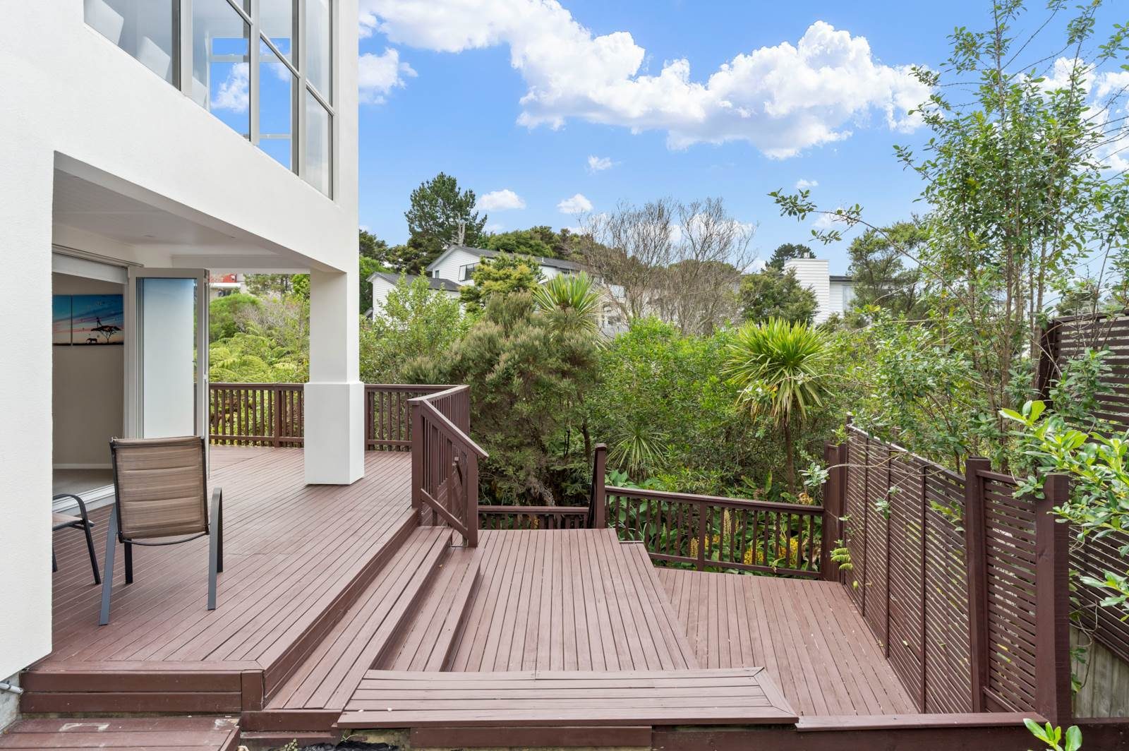 Luxury Oasis in RANGI Backyard — slide 26