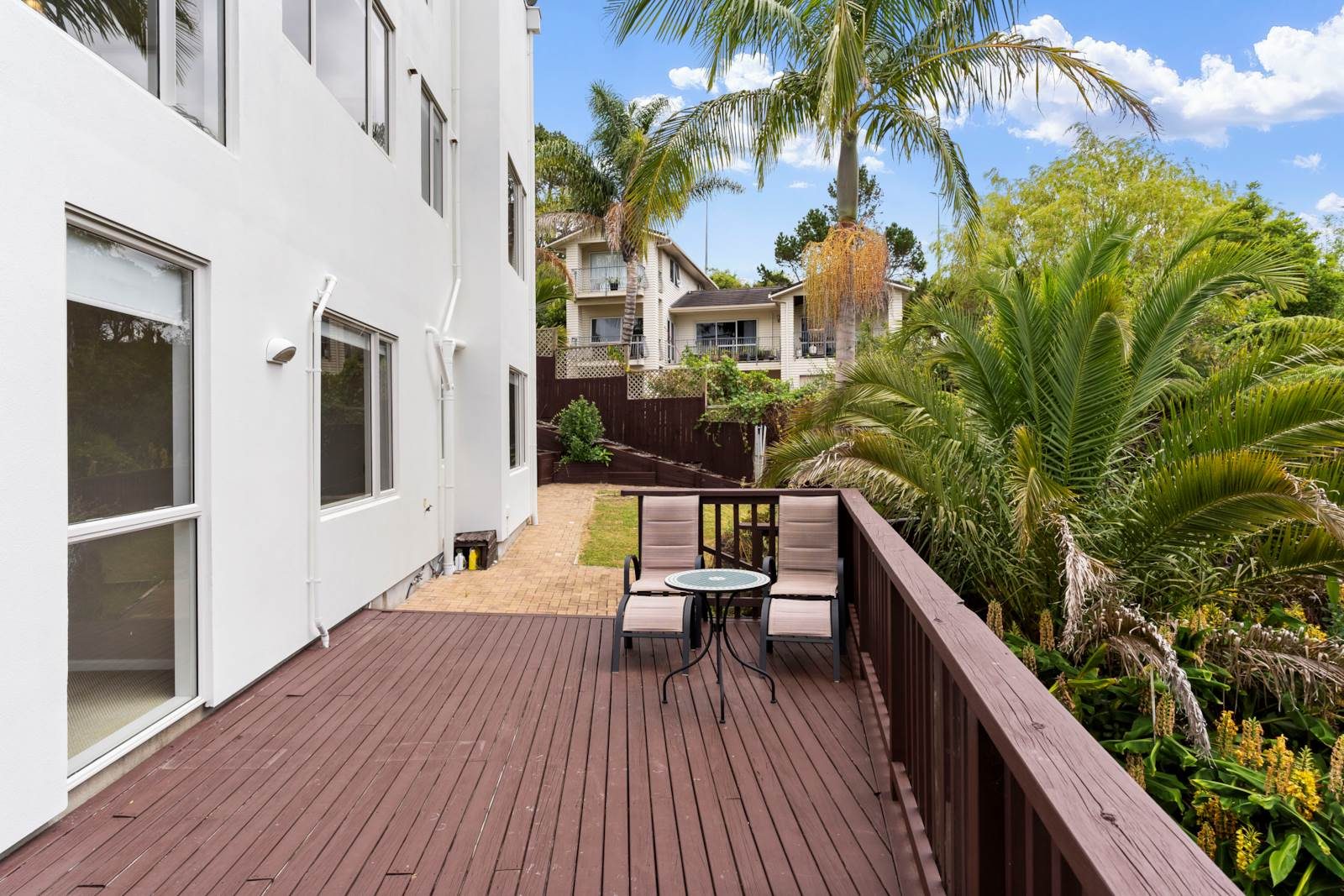 Luxury Oasis in RANGI Backyard — slide 27