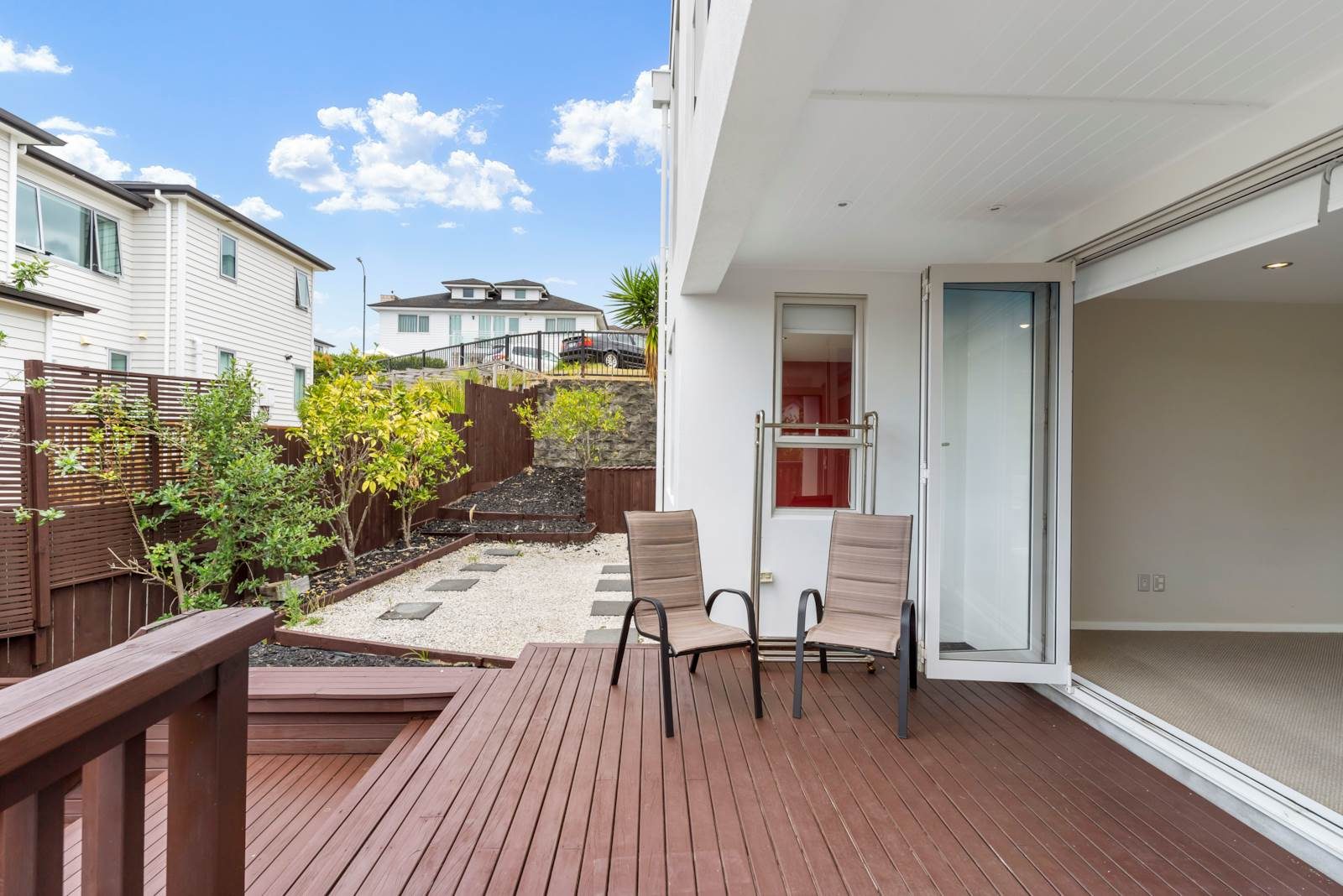 Luxury Oasis in RANGI Backyard — slide 39
