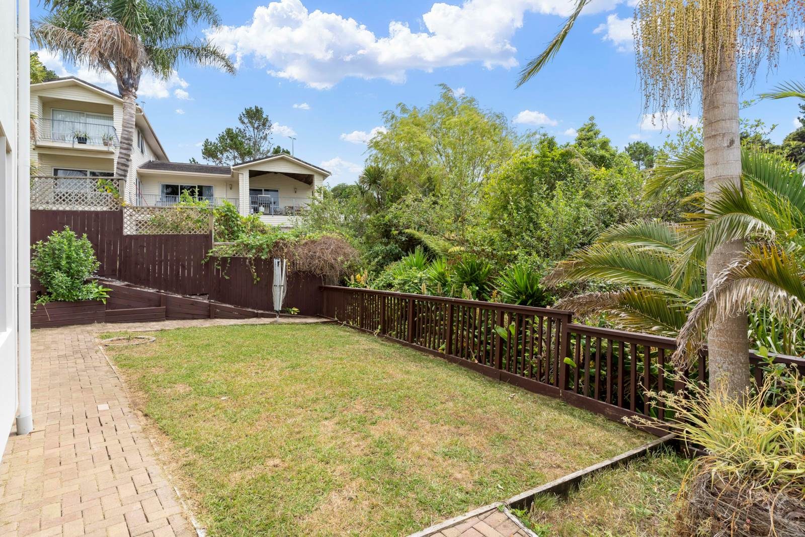 Luxury Oasis in RANGI Backyard — slide 40