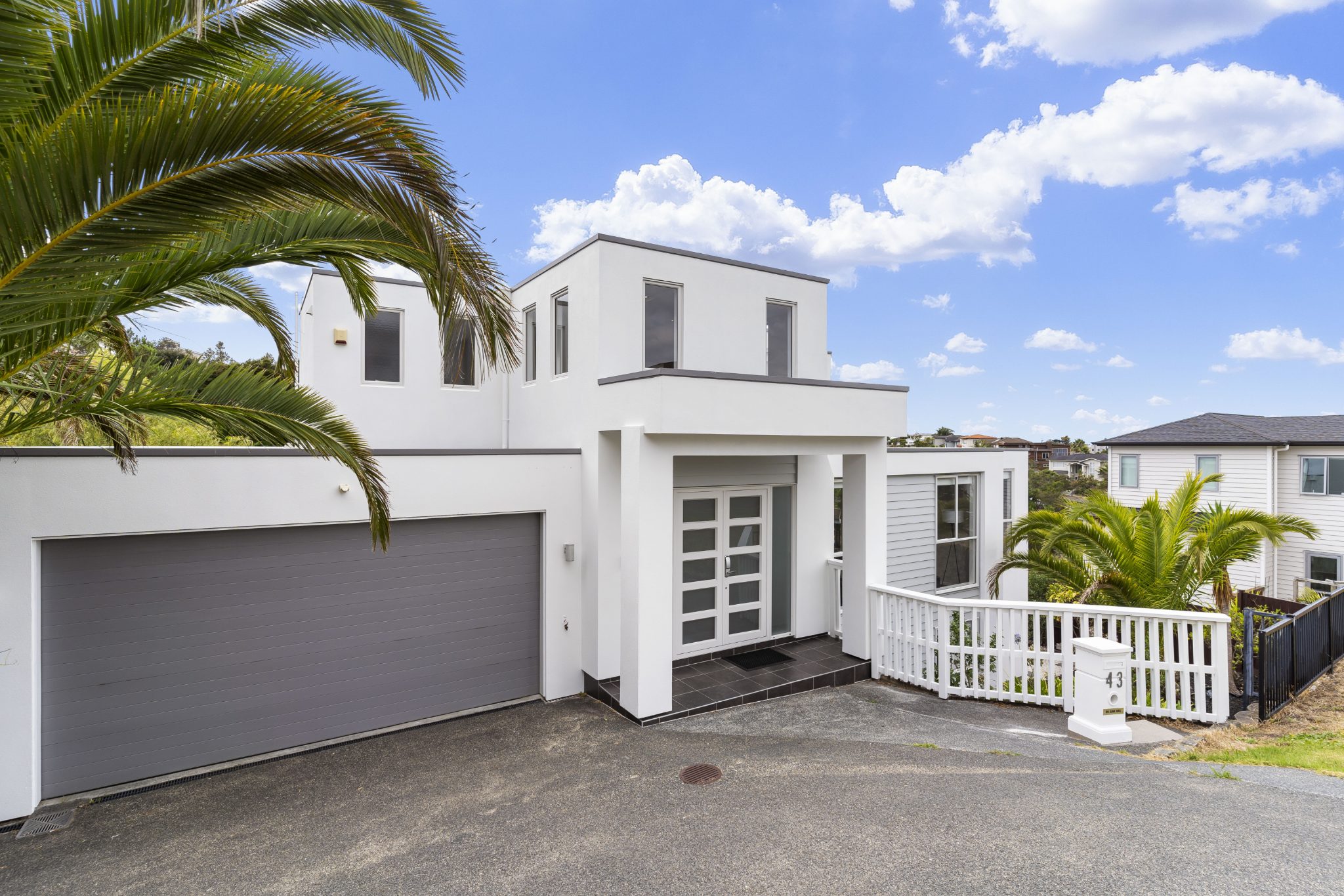 Luxury Oasis in RANGI Backyard — slide 9