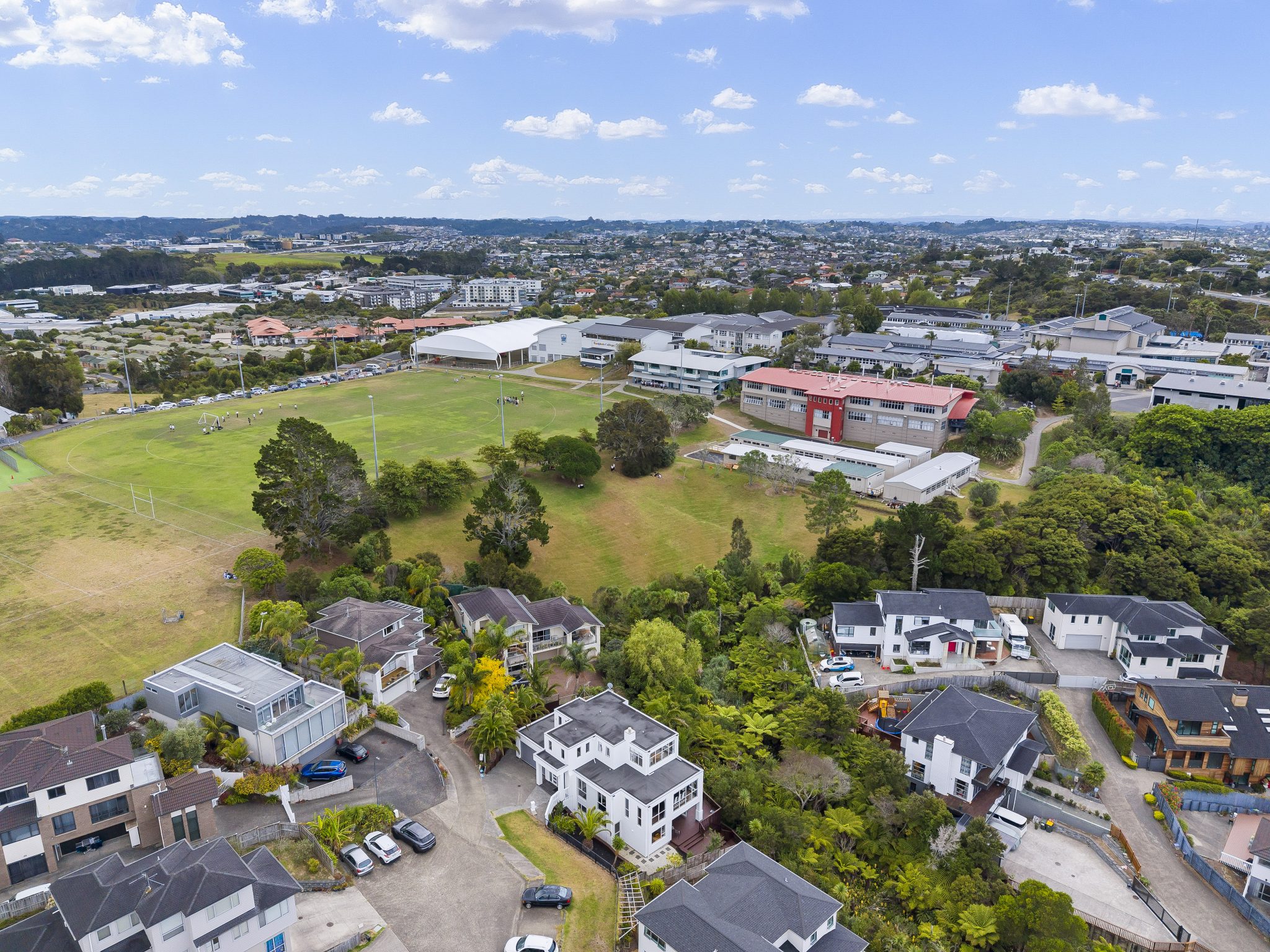 Luxury Oasis in RANGI Backyard — slide 49