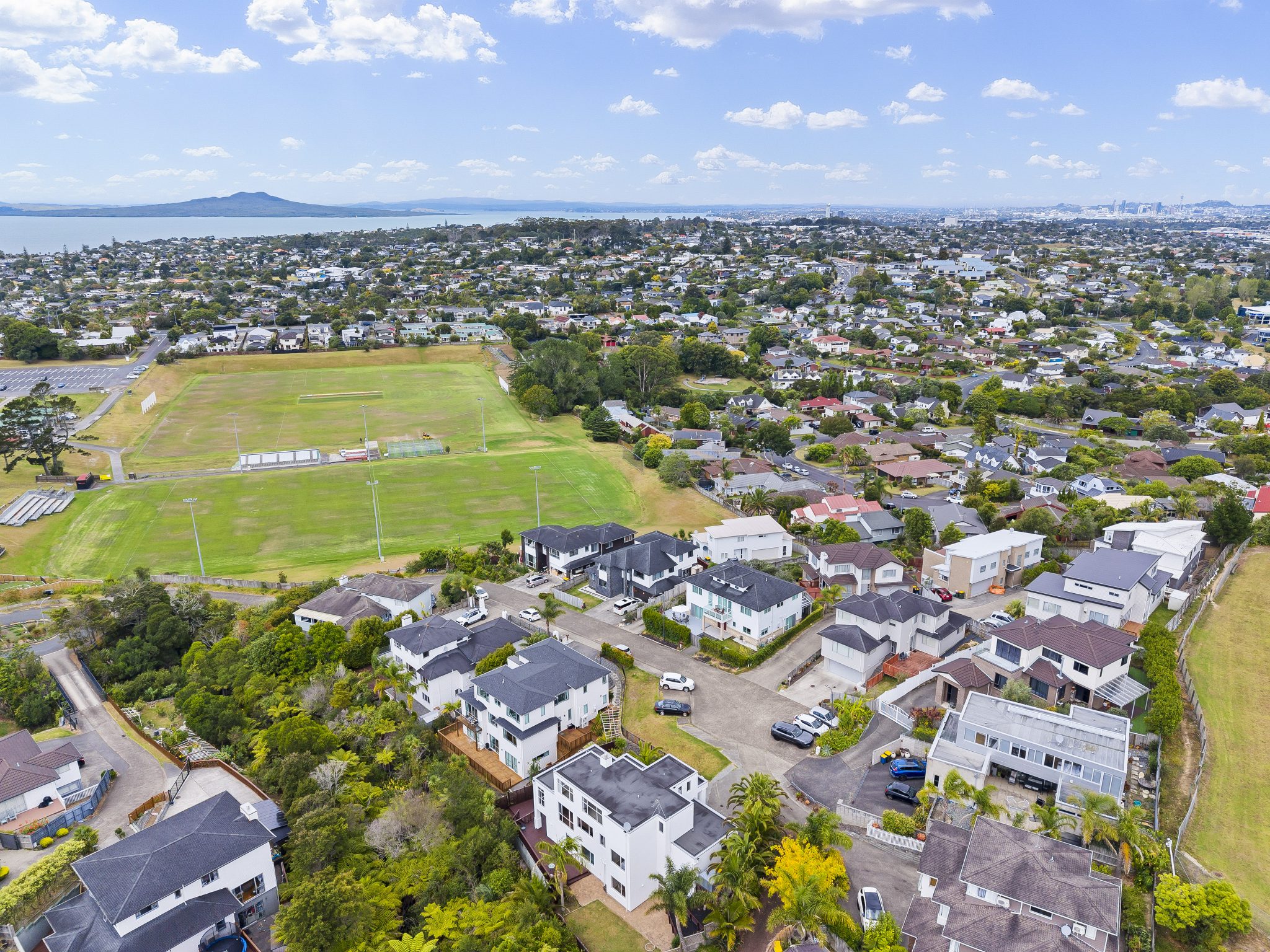 Luxury Oasis in RANGI Backyard — slide 47
