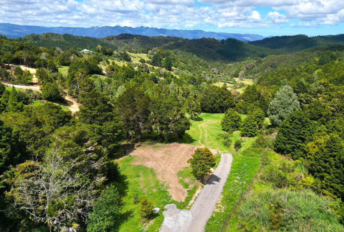 Picturesque 1.23ha Lifestyle Block – Stunning Ru — slide 19