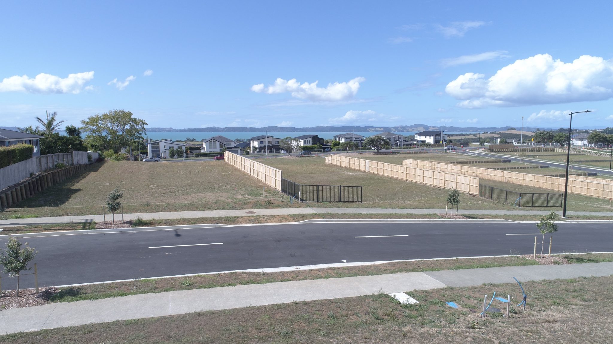 Big Site, Big Views – Exclusive in Beachlands — slide 5