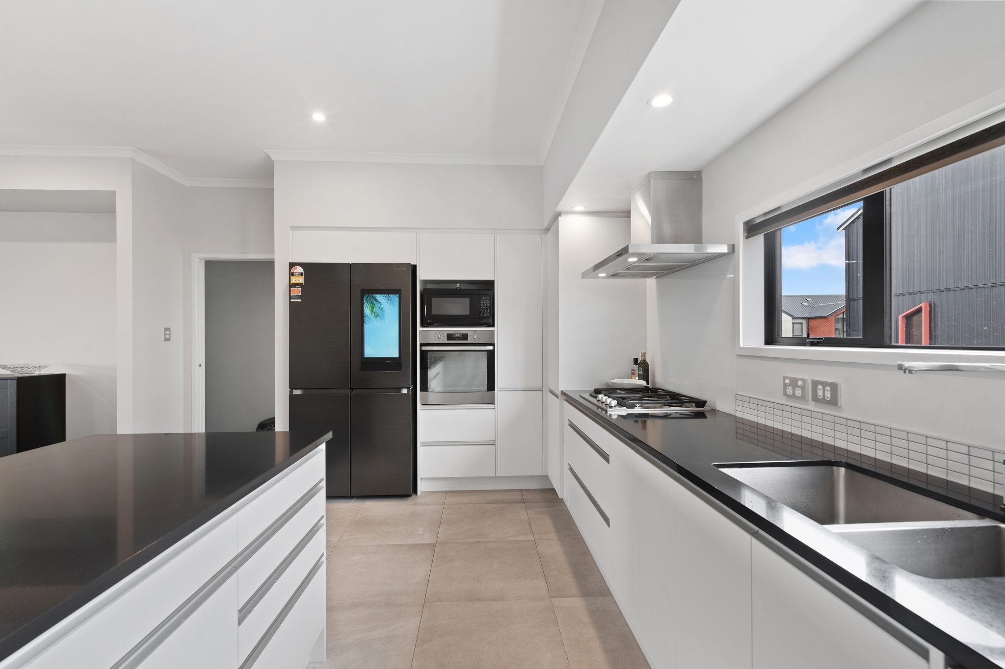 Affordable - 220sqm Home - Excellent Location !! — slide 6