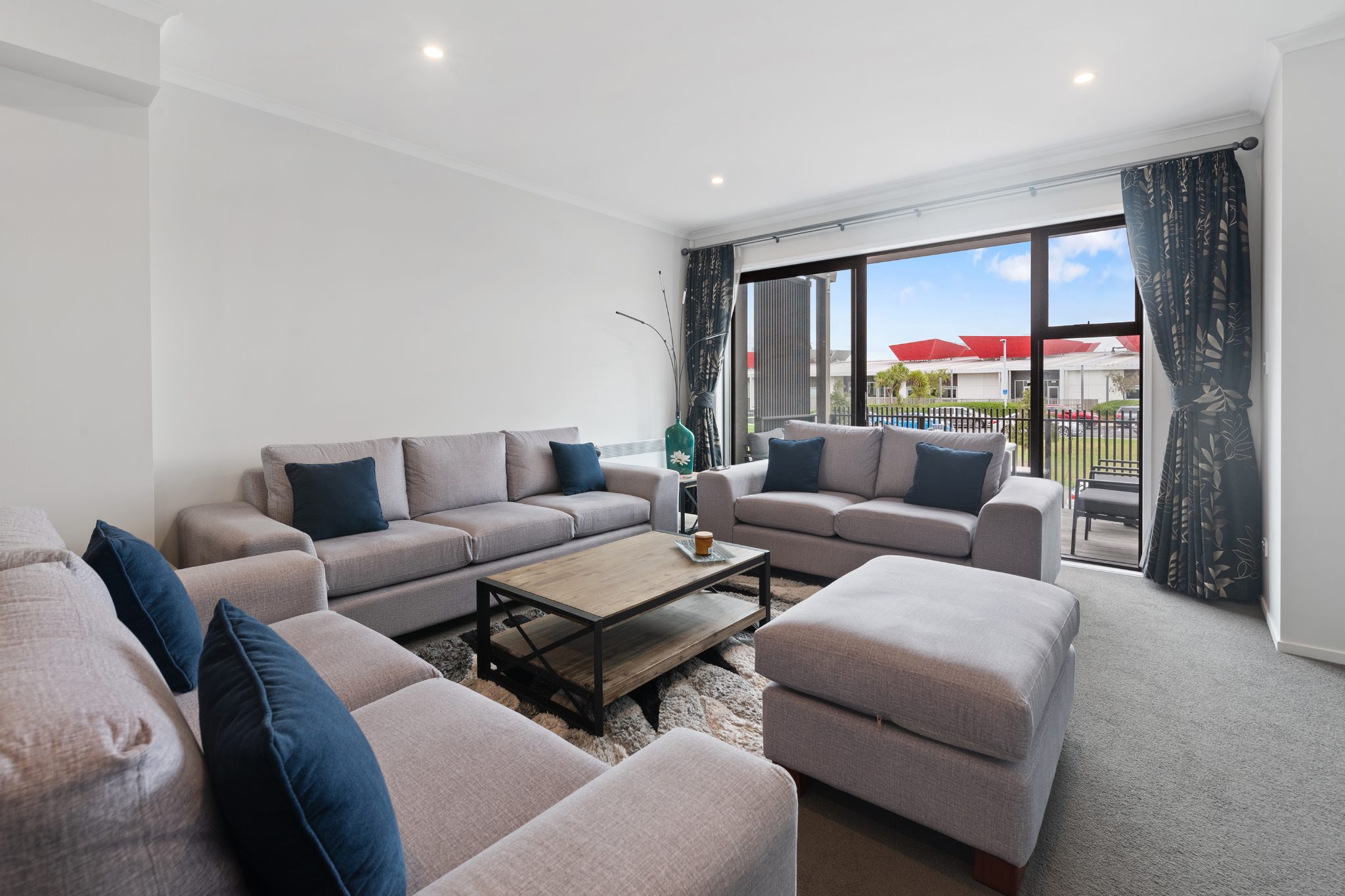 Affordable - 220sqm Home - Excellent Location !! — slide 8