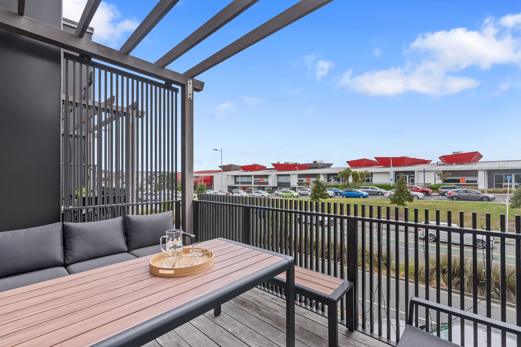 Affordable - 220sqm Home - Excellent Location !! — slide 9