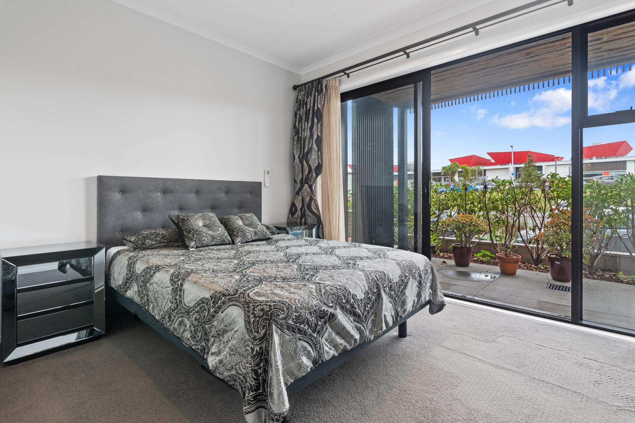 Affordable - 220sqm Home - Excellent Location !! — slide 11