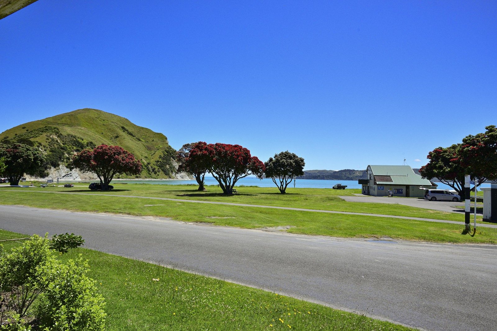 Prime front-row sections in Mahia — slide 16