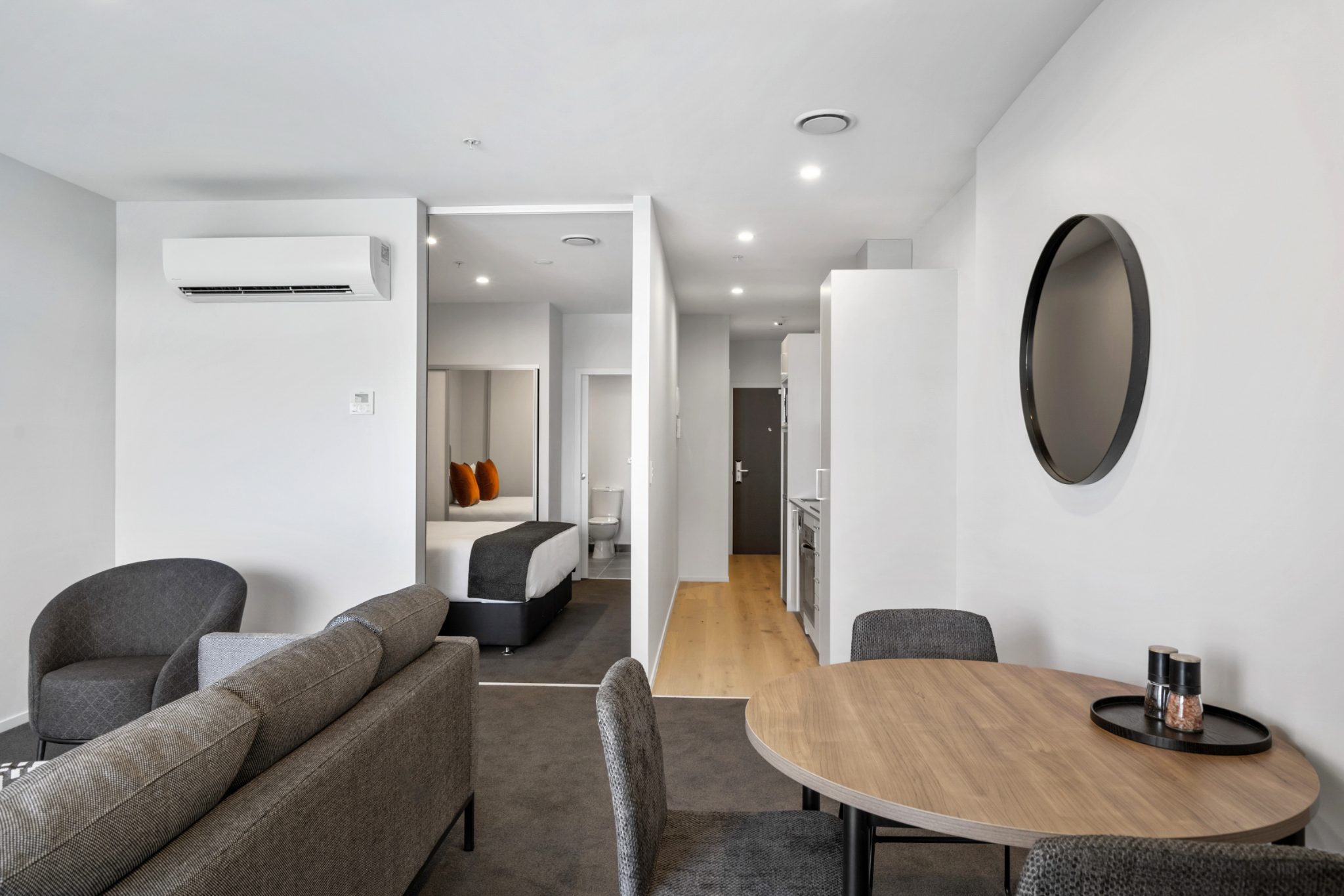 City Views & CBD Access - Newmarket 1-Bed — slide 15