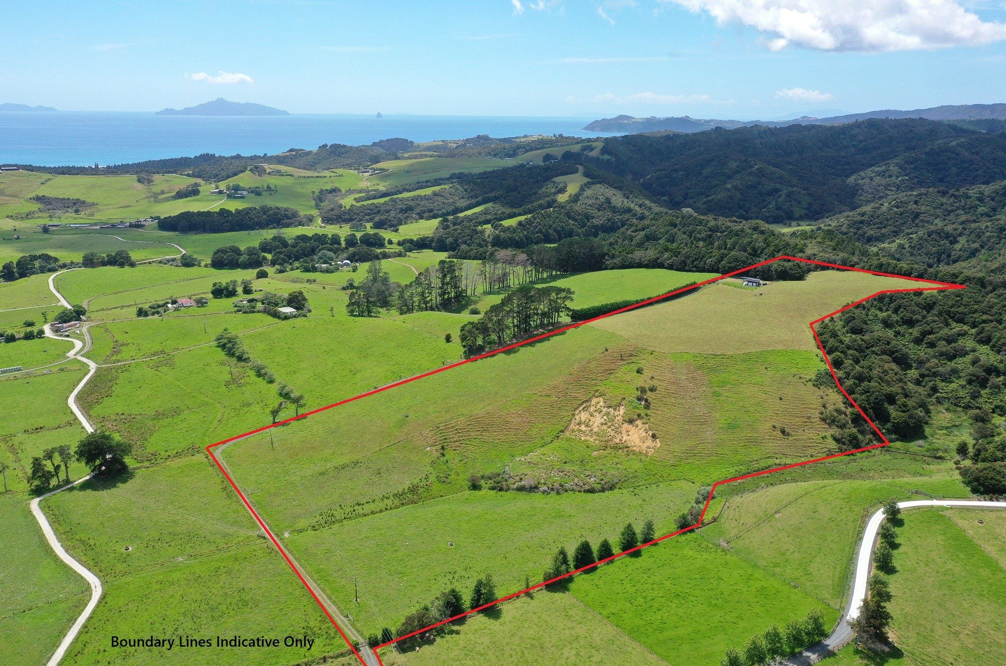 Rural Retreat with Breathtaking Coastal Views — slide 2