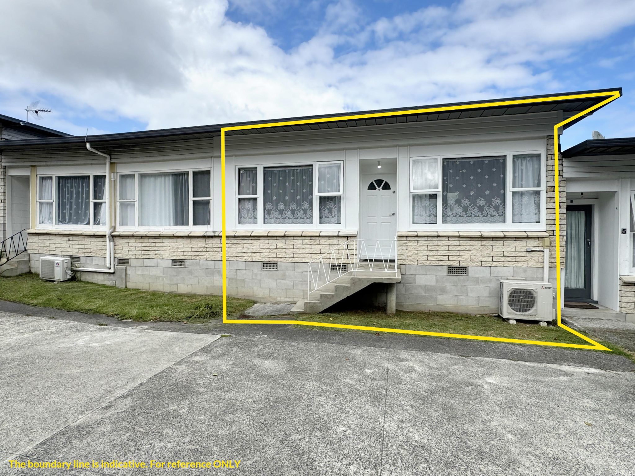 Solid Starter in Te Atatu South — slide 1