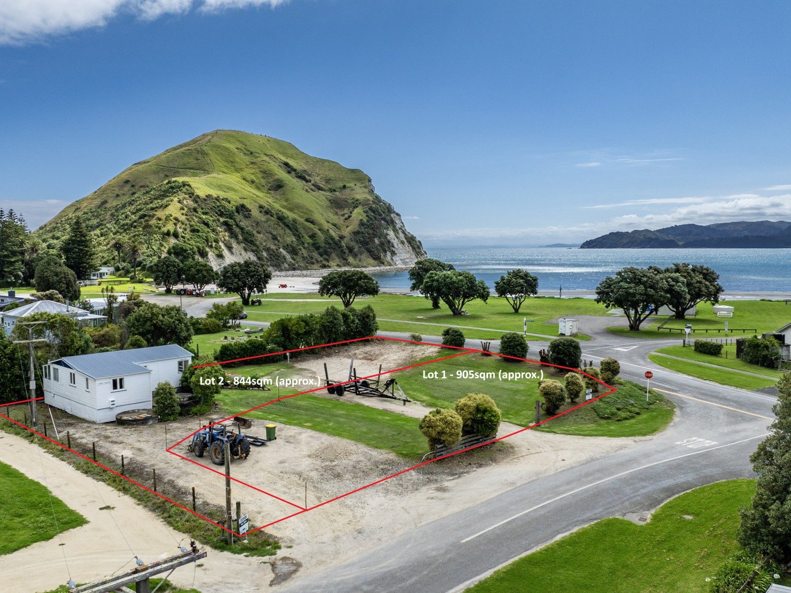 Prime front-row sections in Mahia — slide 1