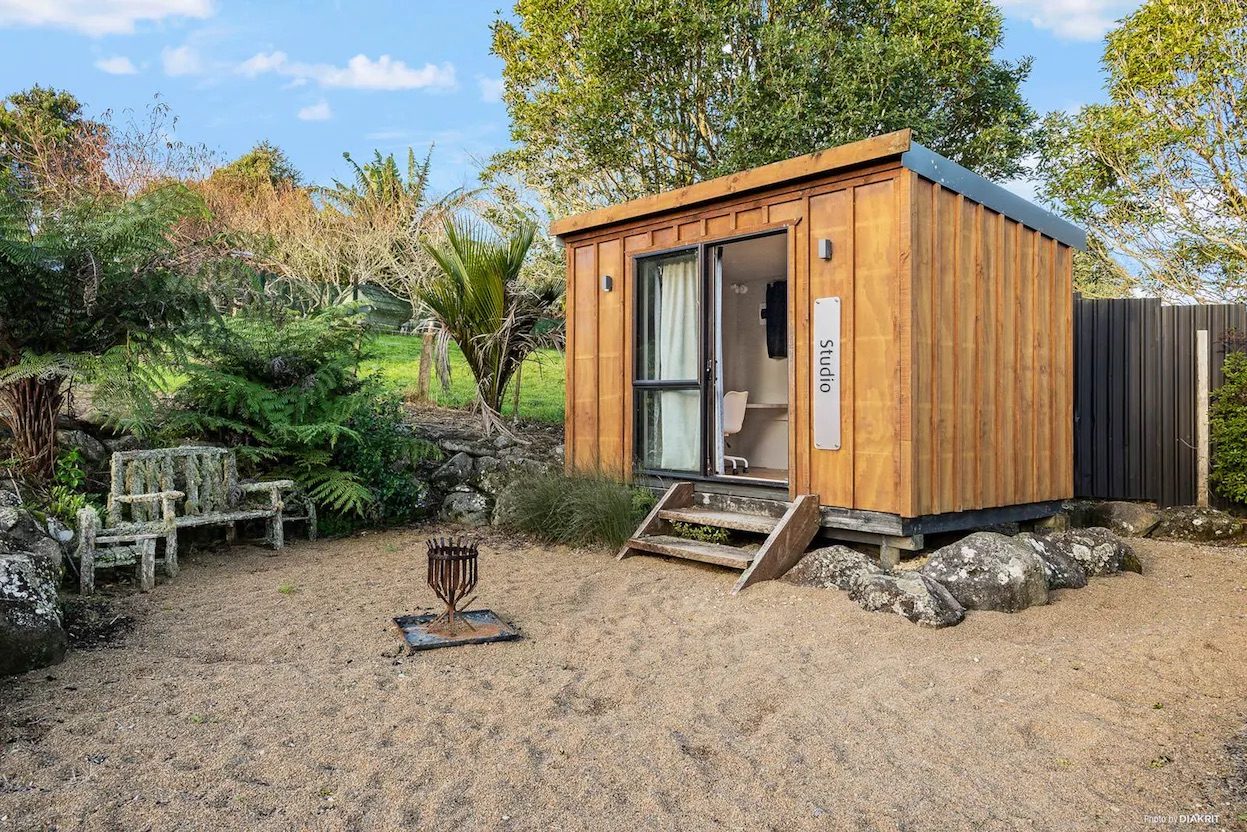 Rustic Rural Charm on Lifestyle Land! — slide 10