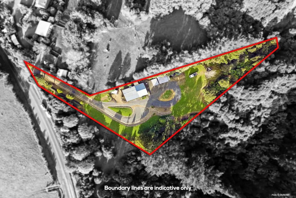 Rustic Rural Charm on Lifestyle Land! — slide 13