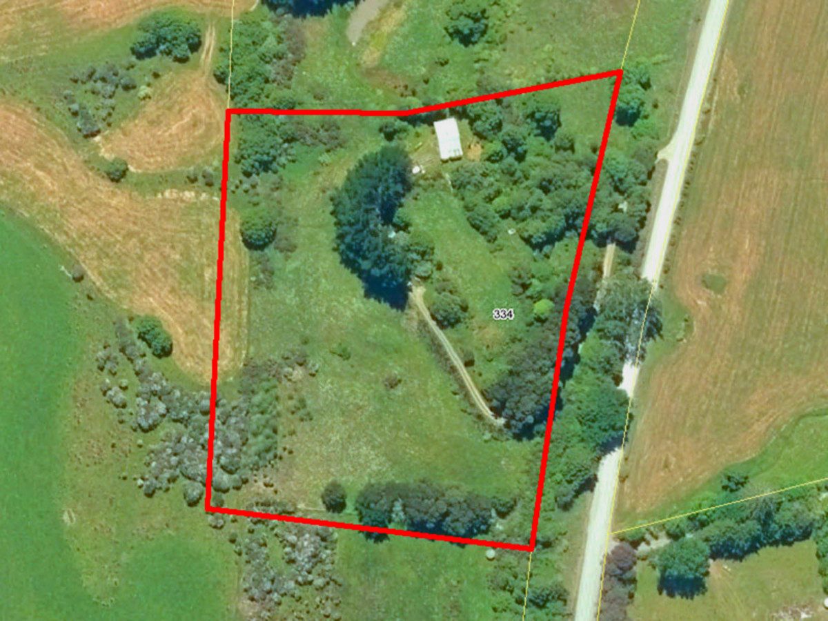 Rural Retreat with Stunning Views — slide 31