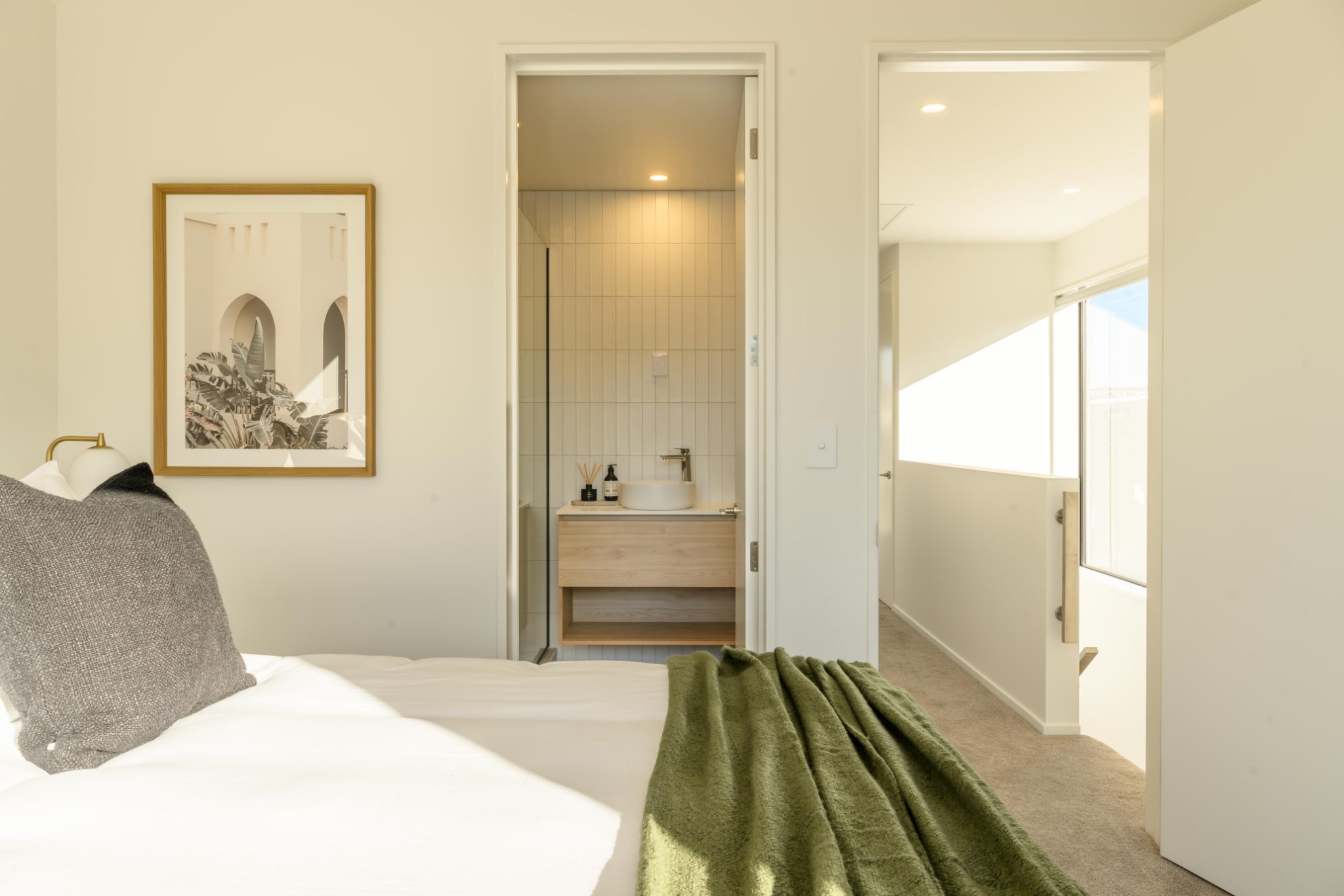 Dual Key Living, Premium Parkside Location — slide 6
