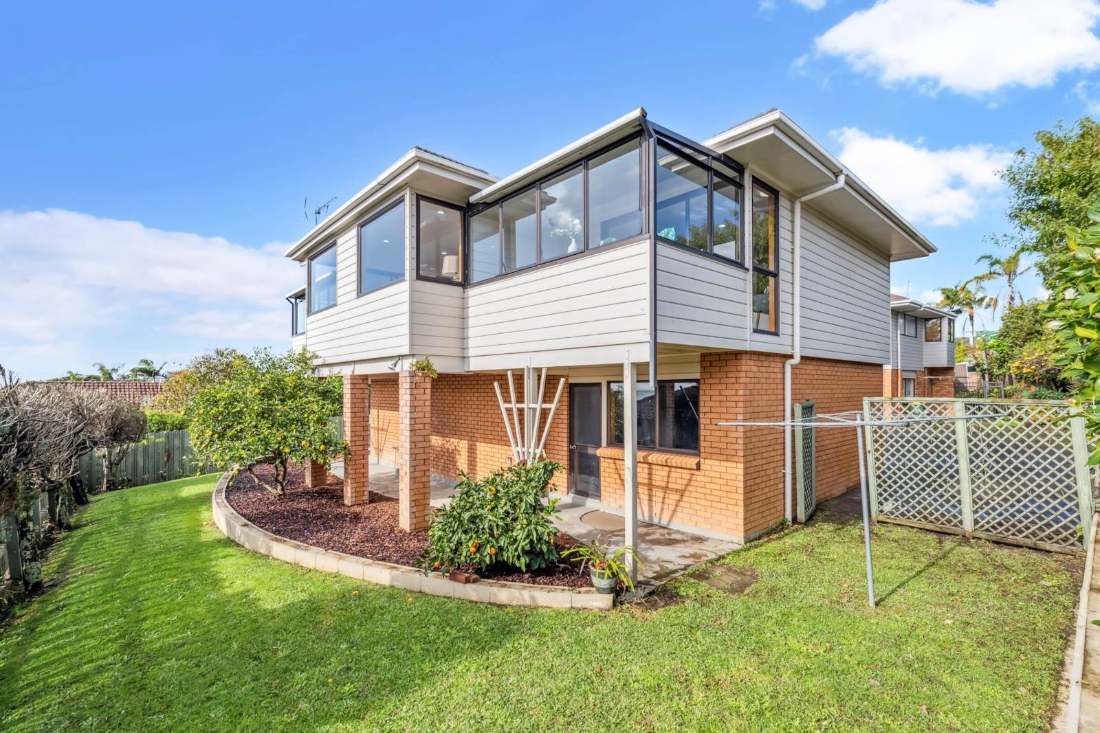Coastal Comfort in Macleans Zone — slide 2