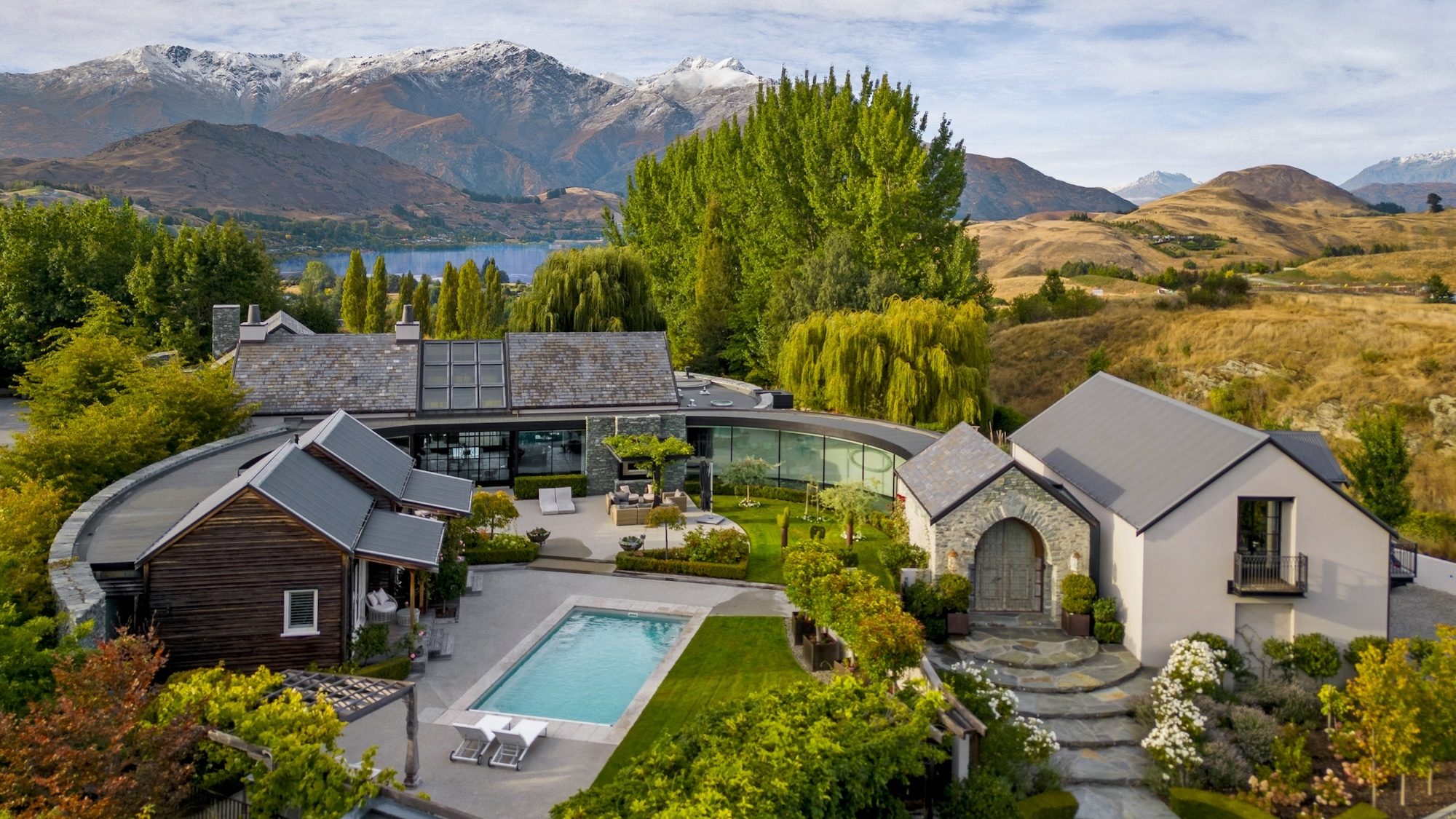 2 Millvista Lane, Arrowtown — slide 1
