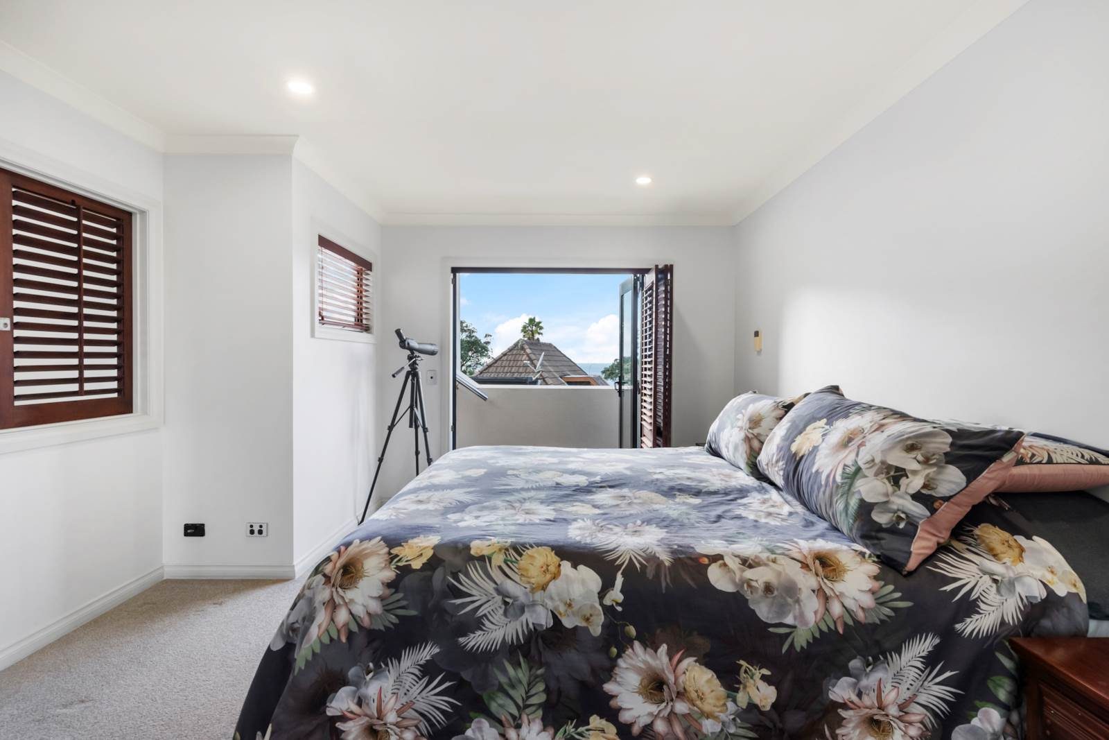 Business – Mixed Use in the Heart of Mairangi Bay — slide 9