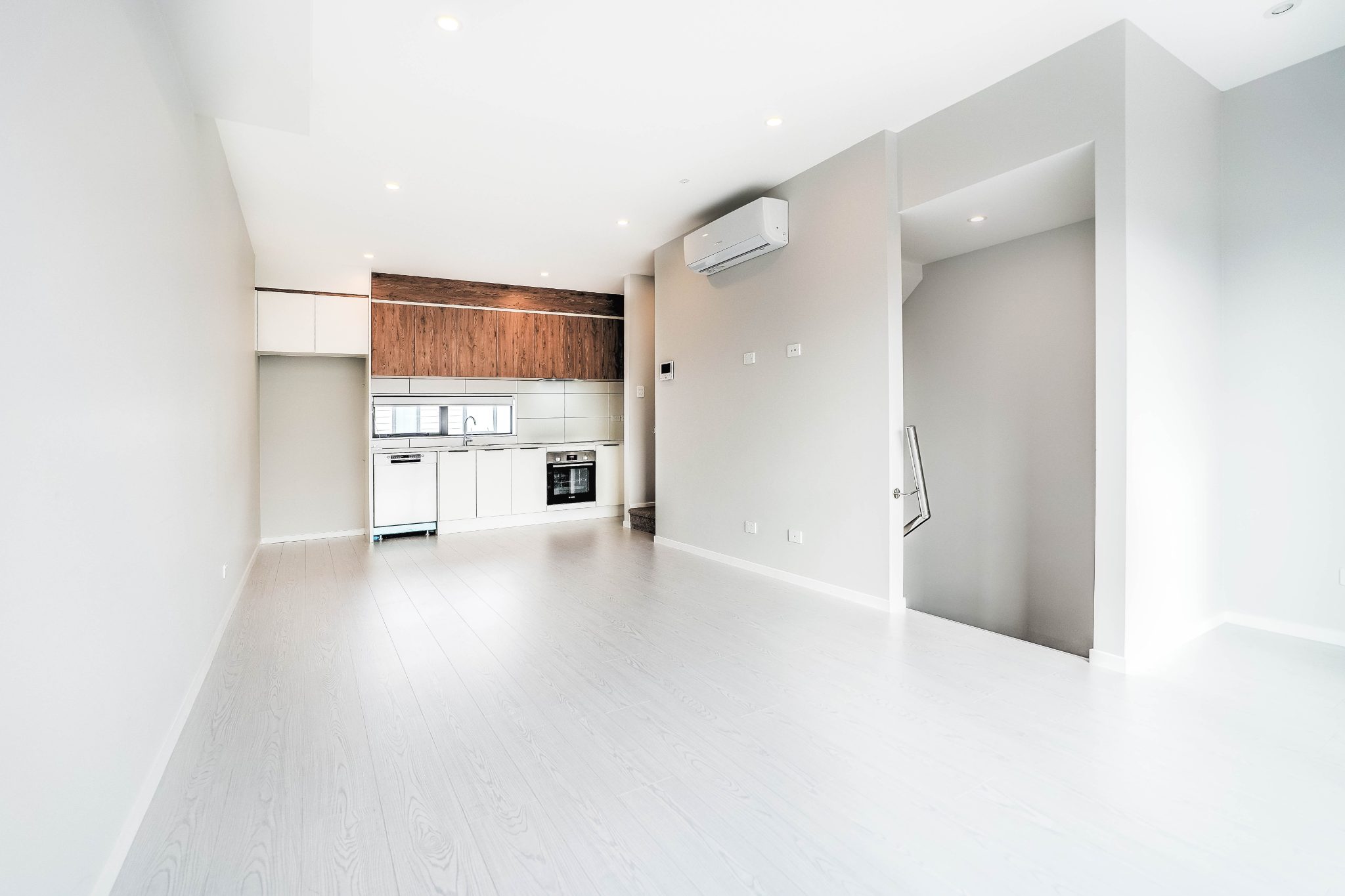 Modern 3 Bed + Study Freehold + Garage — slide 16