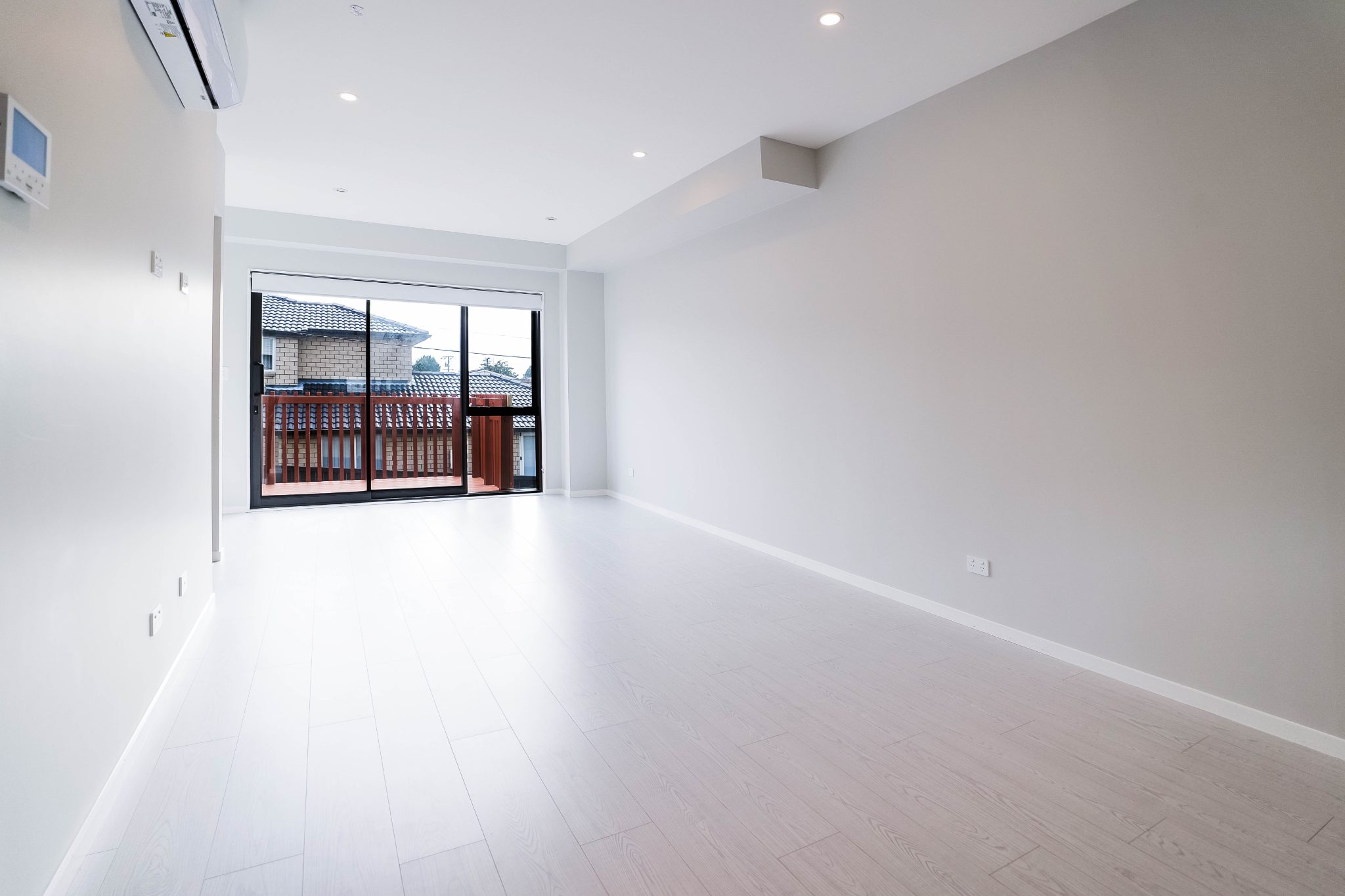 Modern 3 Bed + Study Freehold + Garage — slide 20
