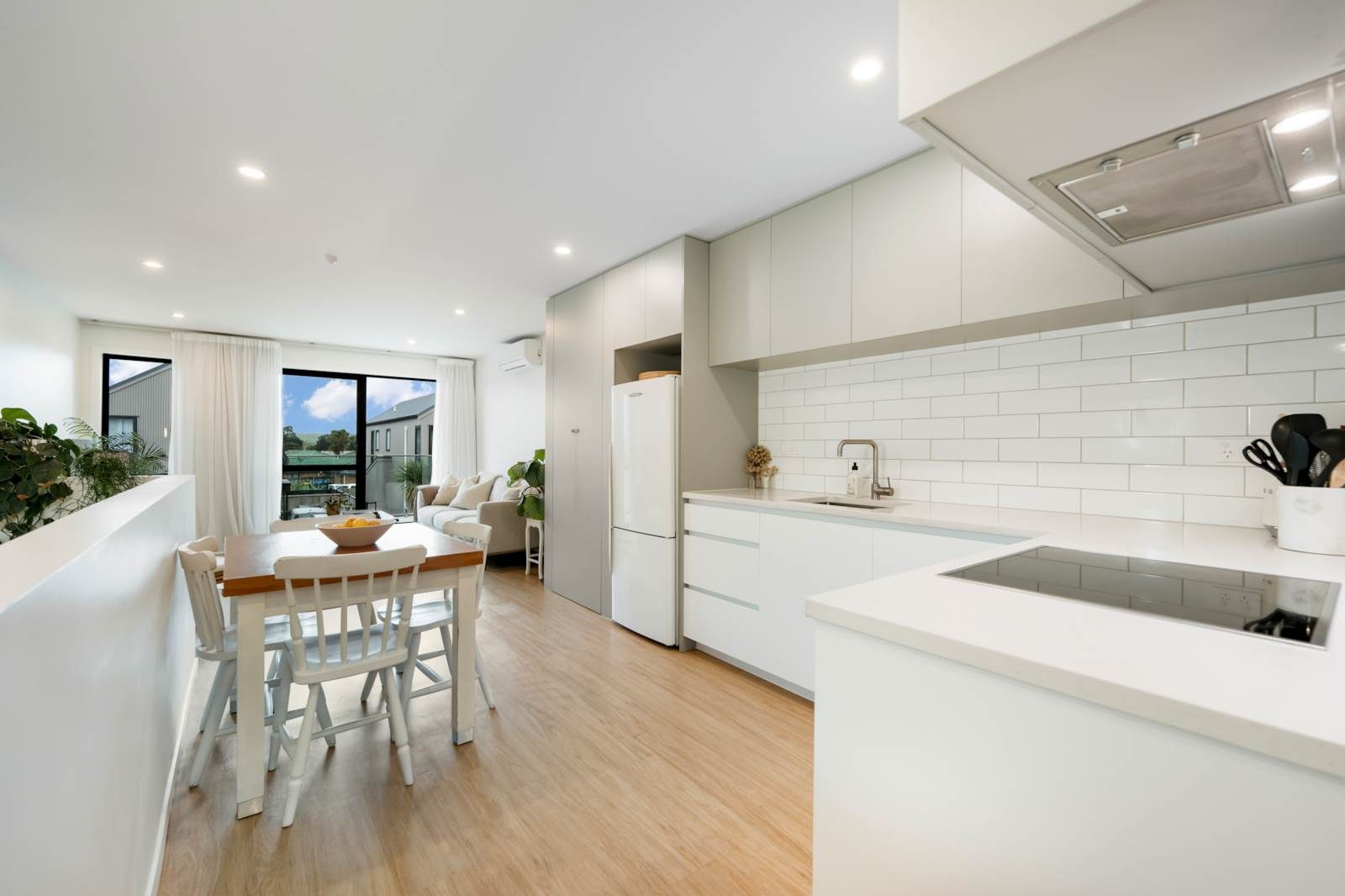 Sleek , Stylish & Affordable KiwiBuild Gem! — slide 4