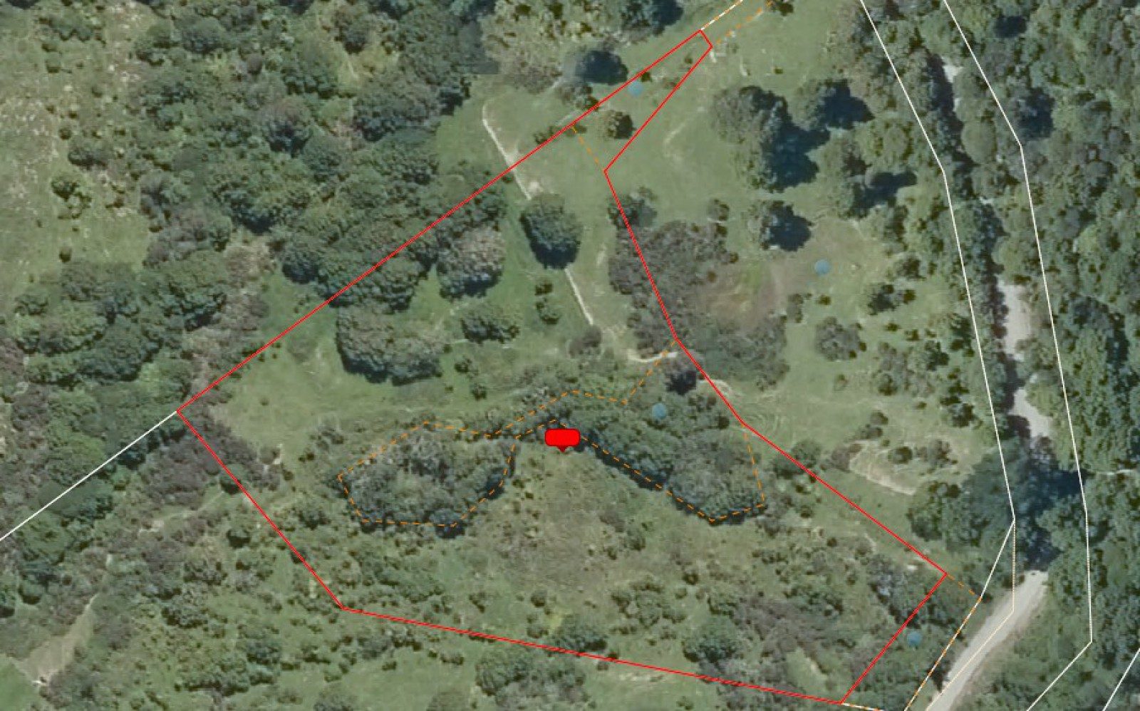 Private slice of paradise on Horeke Road — slide 16
