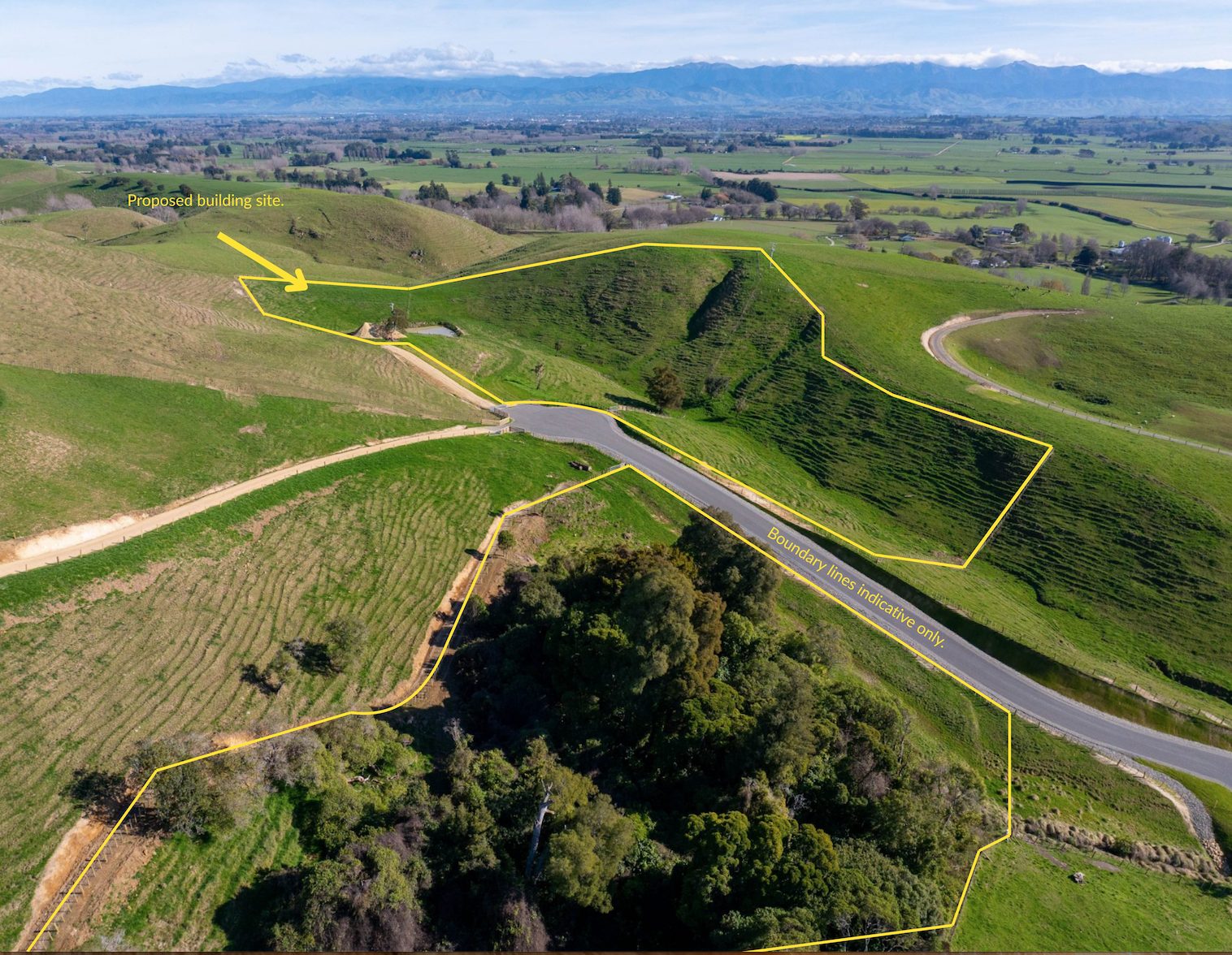 Stunning Views - Super Location — slide 2