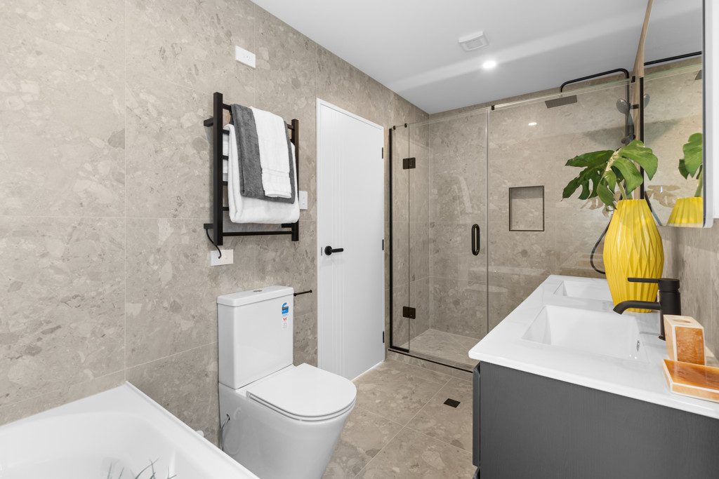 2-Bedroom plus Study in the Heart of Flat Bush — slide 1