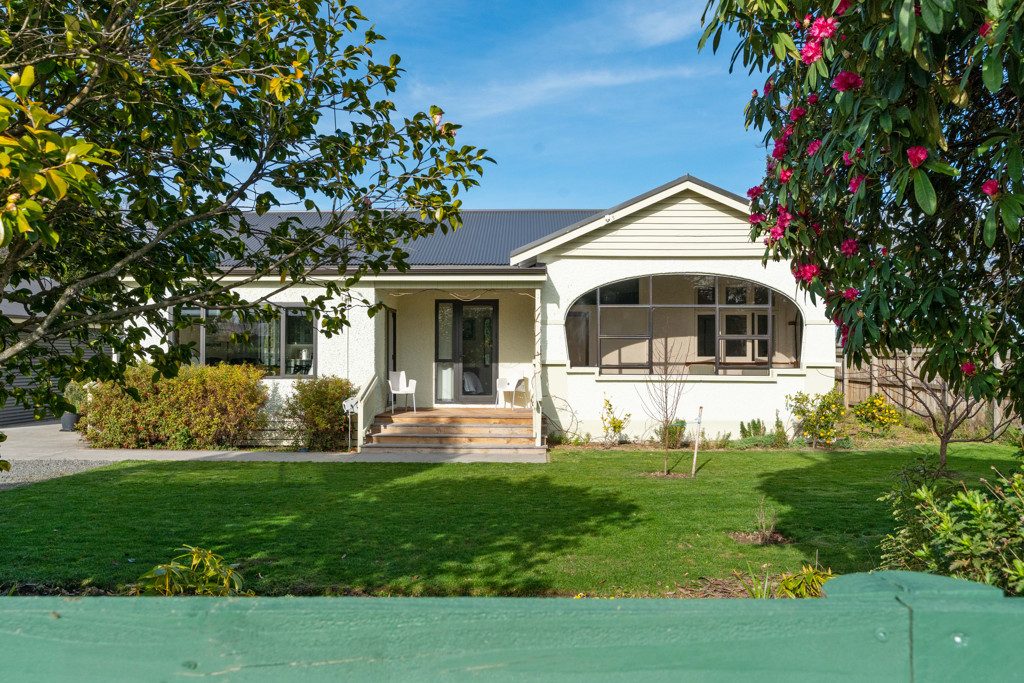 Asking Price $60,000 Below RV!! — slide 2