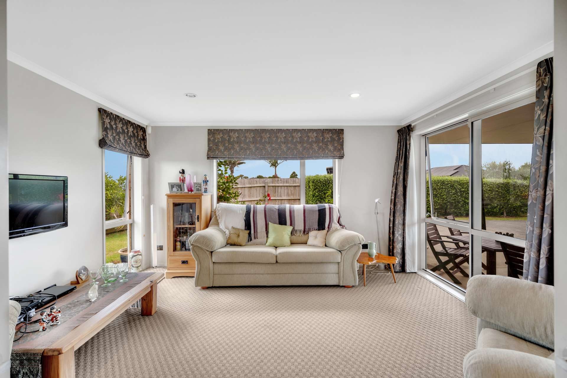 Your Dream Home at Shelly Beach! — slide 9