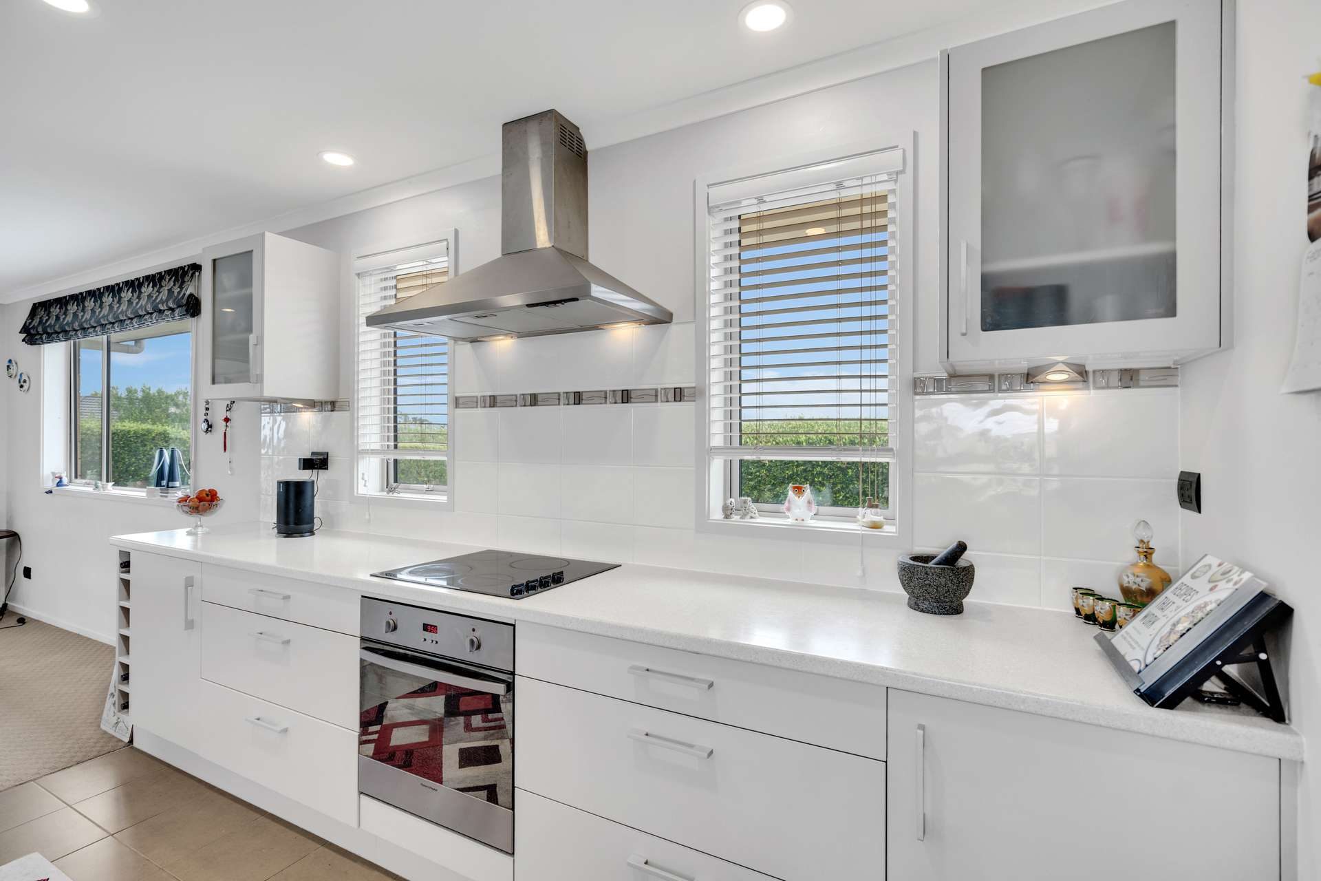 Your Dream Home at Shelly Beach! — slide 8