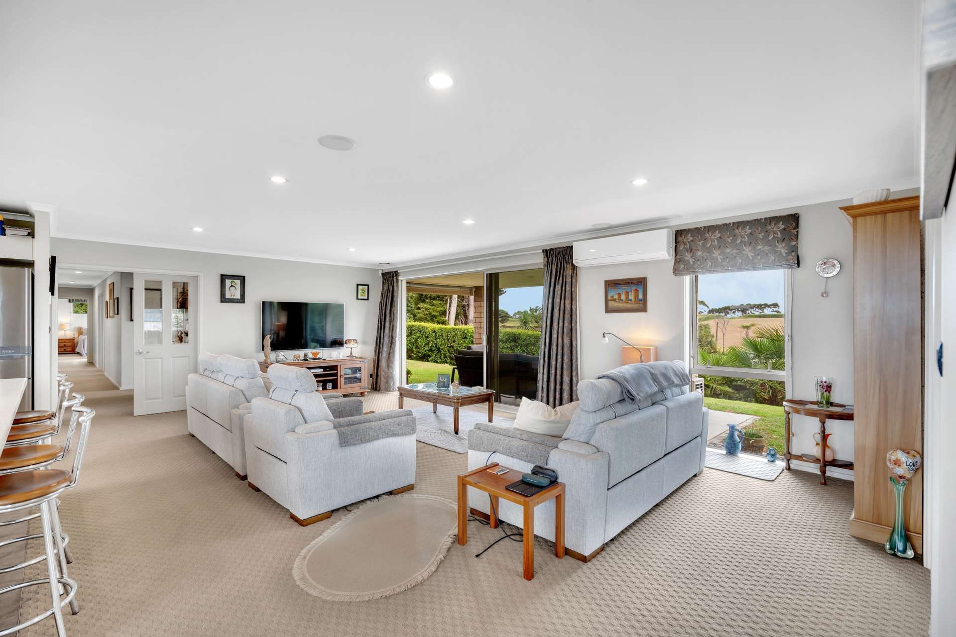Your Dream Home at Shelly Beach! — slide 12