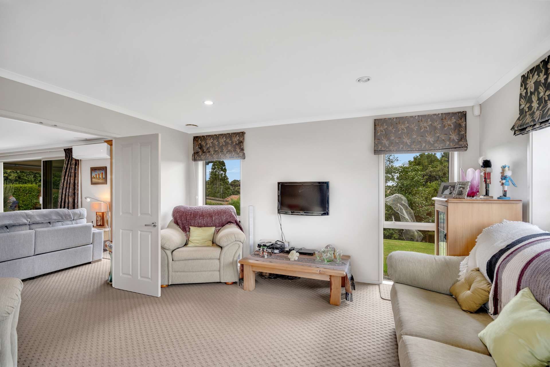 Your Dream Home at Shelly Beach! — slide 13
