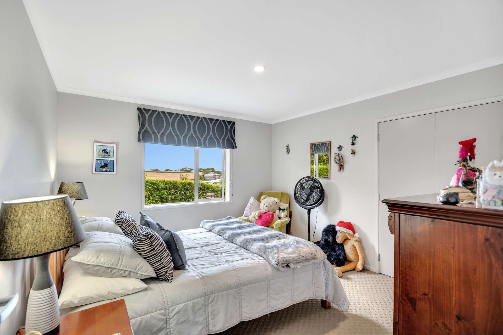 Your Dream Home at Shelly Beach! — slide 23