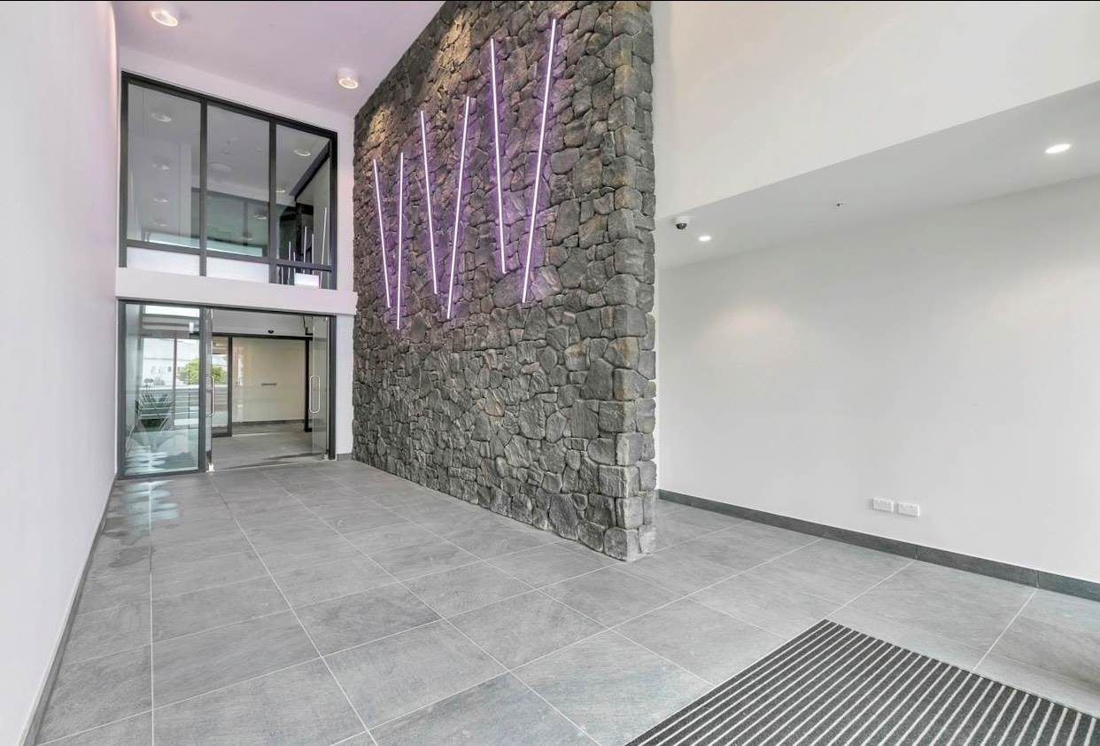 Cozy Living with A Massive Patio in DGZ — slide 15