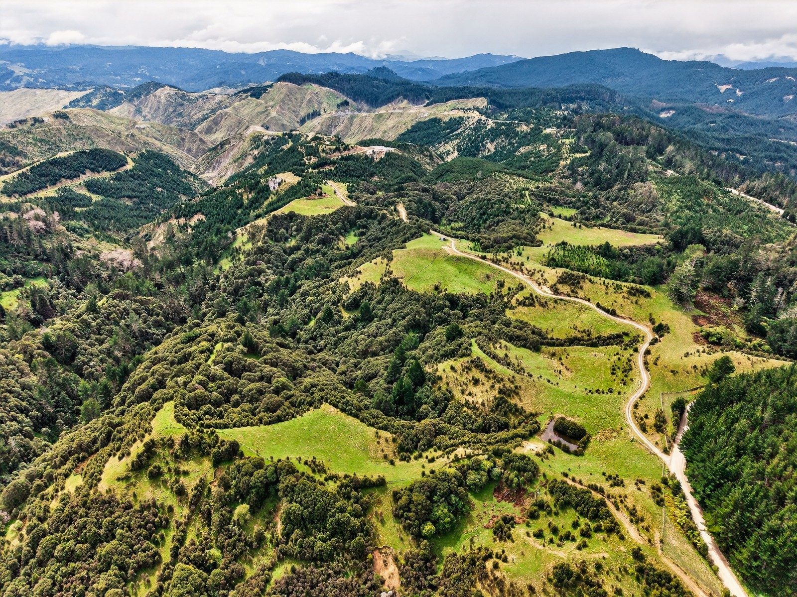 60ha Hunting and lifestyle block — slide 2