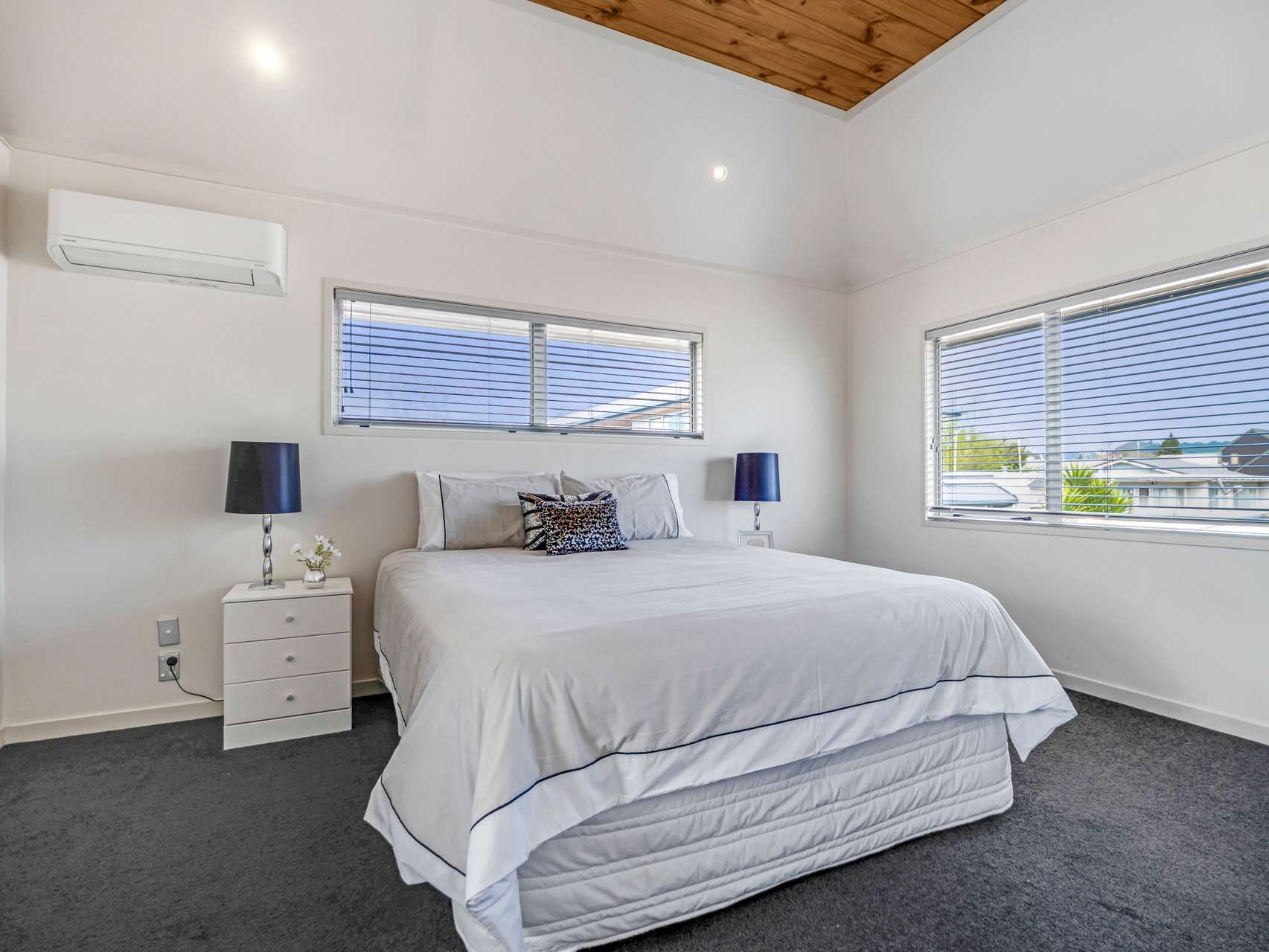 Spacious 120m2, Not Your Average Two-bedroom! — slide 12
