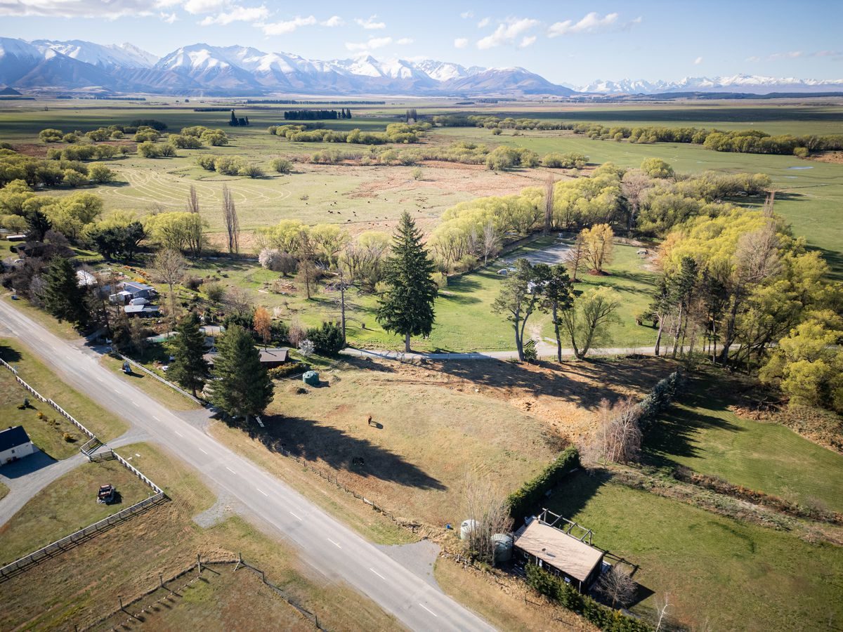 Lifestyle Living on Glen Lyon Road — slide 19