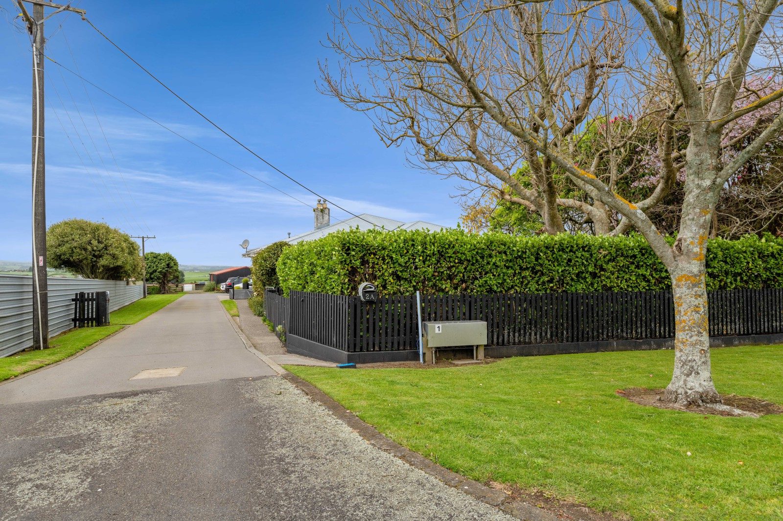 Lifestyle & Grazing in the Heart of Hawera — slide 1