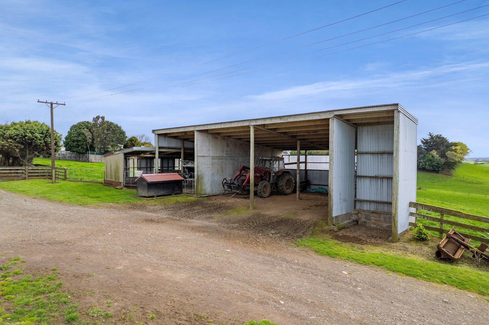 Lifestyle & Grazing in the Heart of Hawera — slide 15