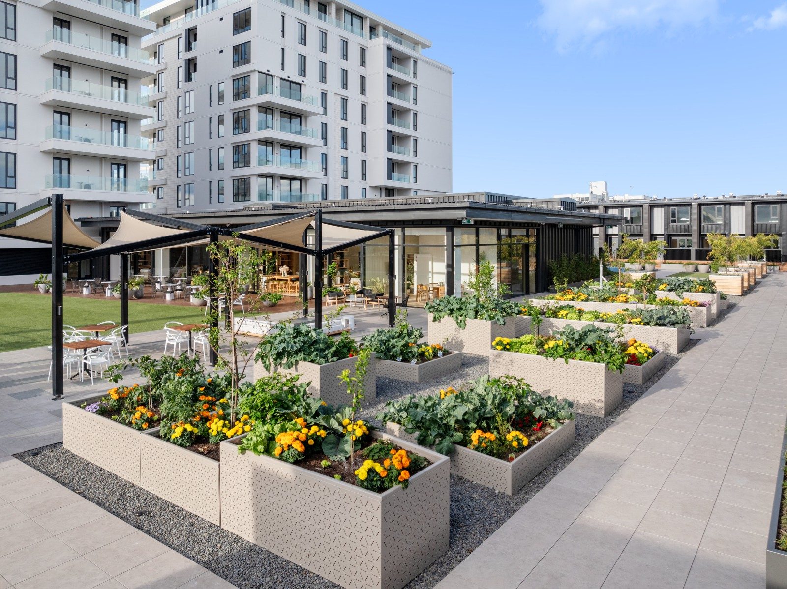 Brand New Garden Villa at Elizabeth Towers! — slide 15