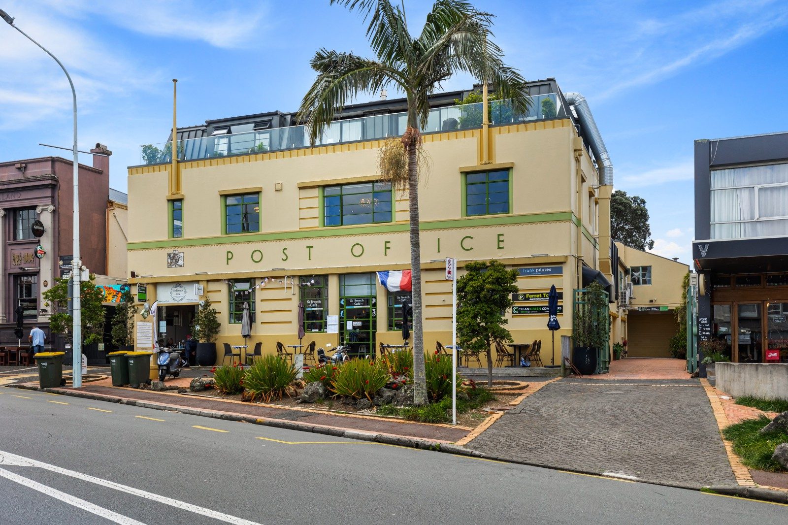 Unique family apartment in the heart of Devonport — slide 30