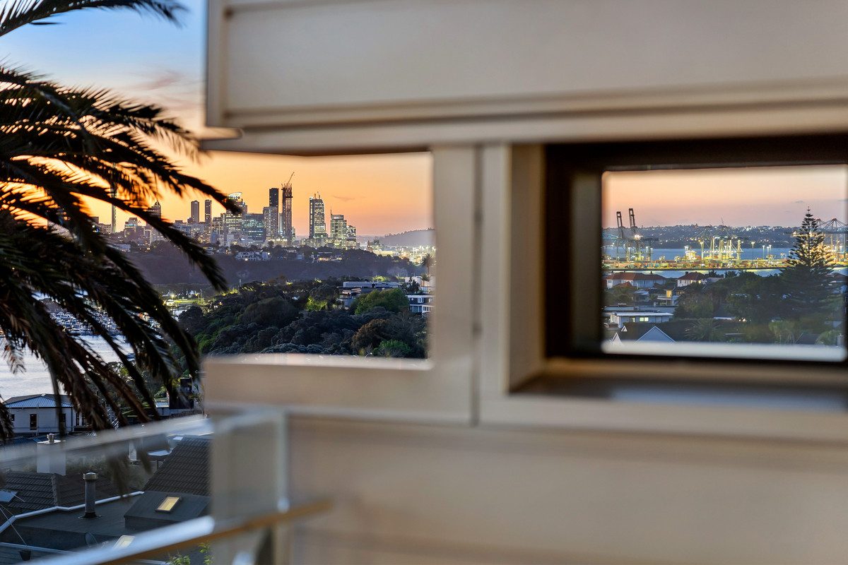 TWILIGHT OPEN HOME THURSDAY 6PM - 6.30 PM — slide 20