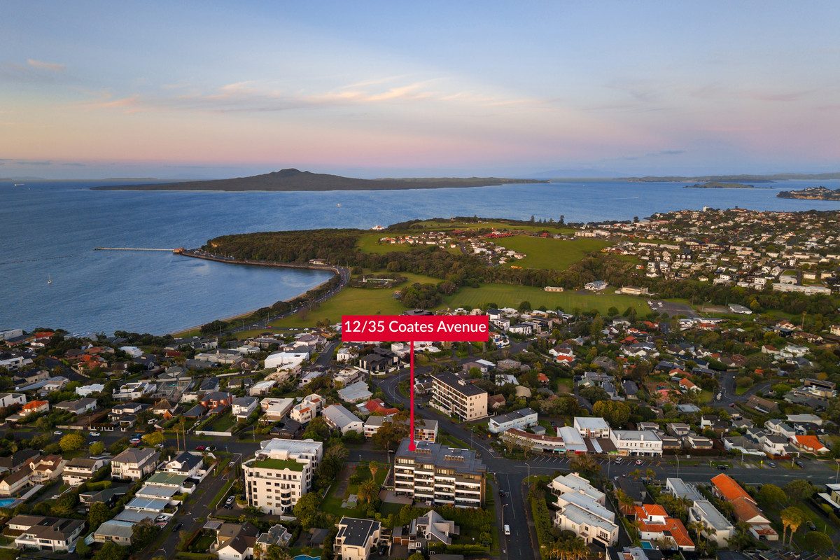 TWILIGHT OPEN HOME THURSDAY 6PM - 6.30 PM — slide 28